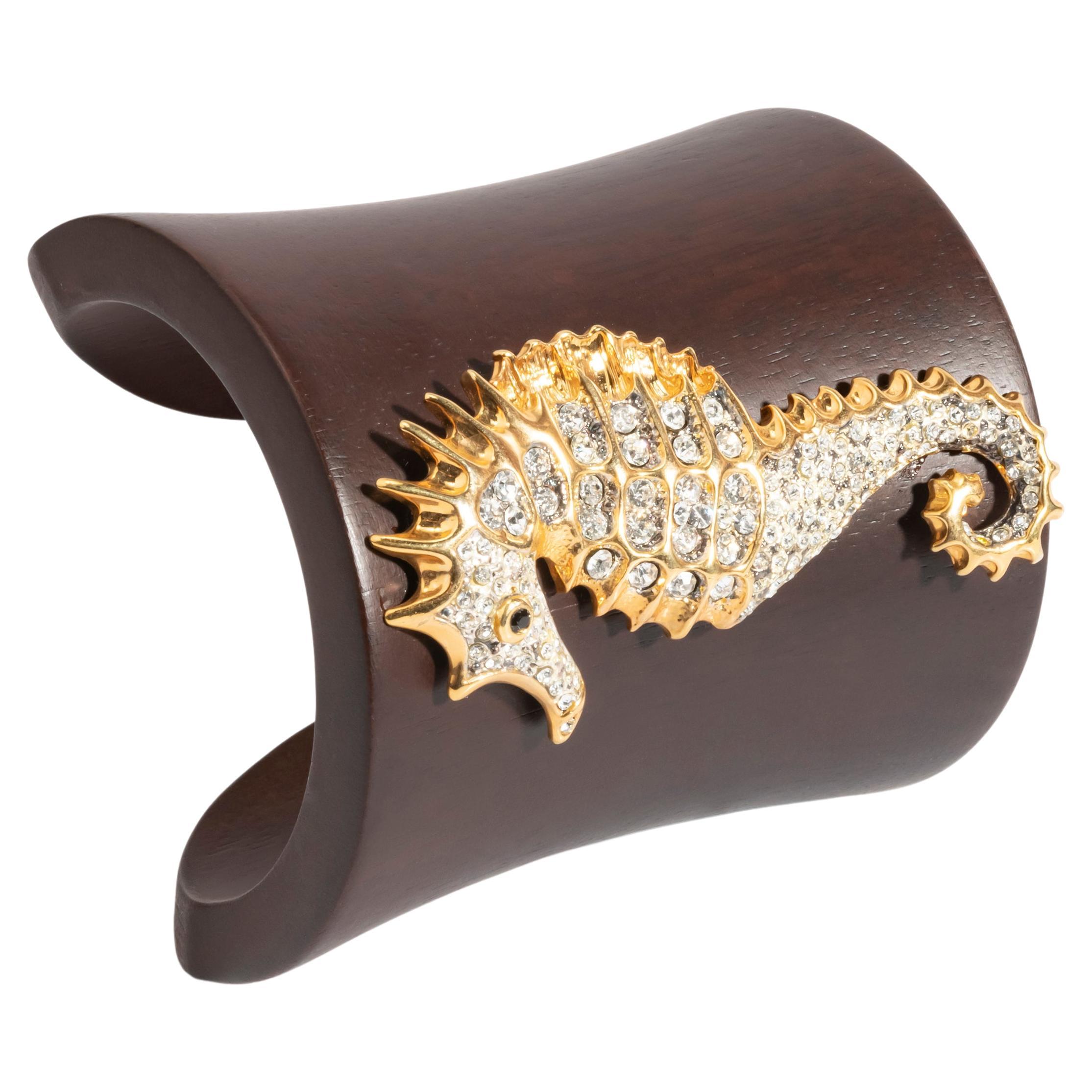 Bochic Sea Horse Red Carpet Bijoux Cuff, from the “Ikon” Private Collection  For Sale at 1stDibs