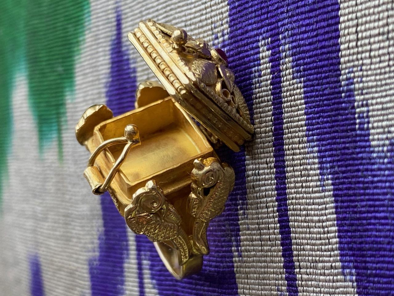 Bochic Vintage Gold Poison and Peacock Rings For Sale 3