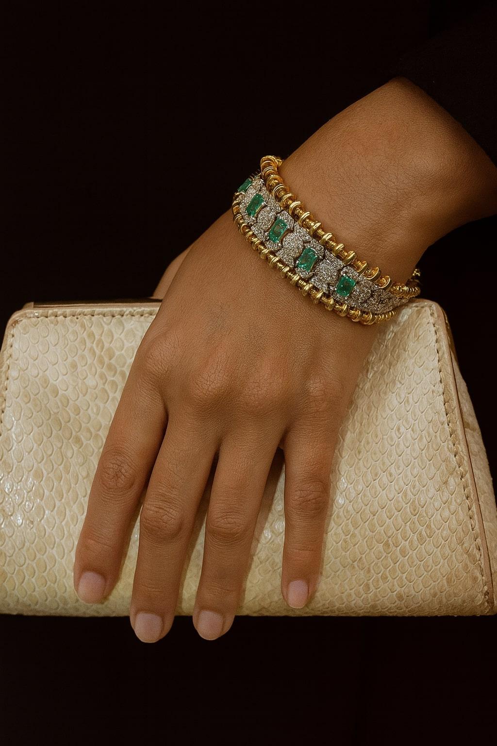 Bochic “Vintage Retro” Diamonds & Emeralds  Bracelet Set In 18K Gold  & Silver For Sale 8