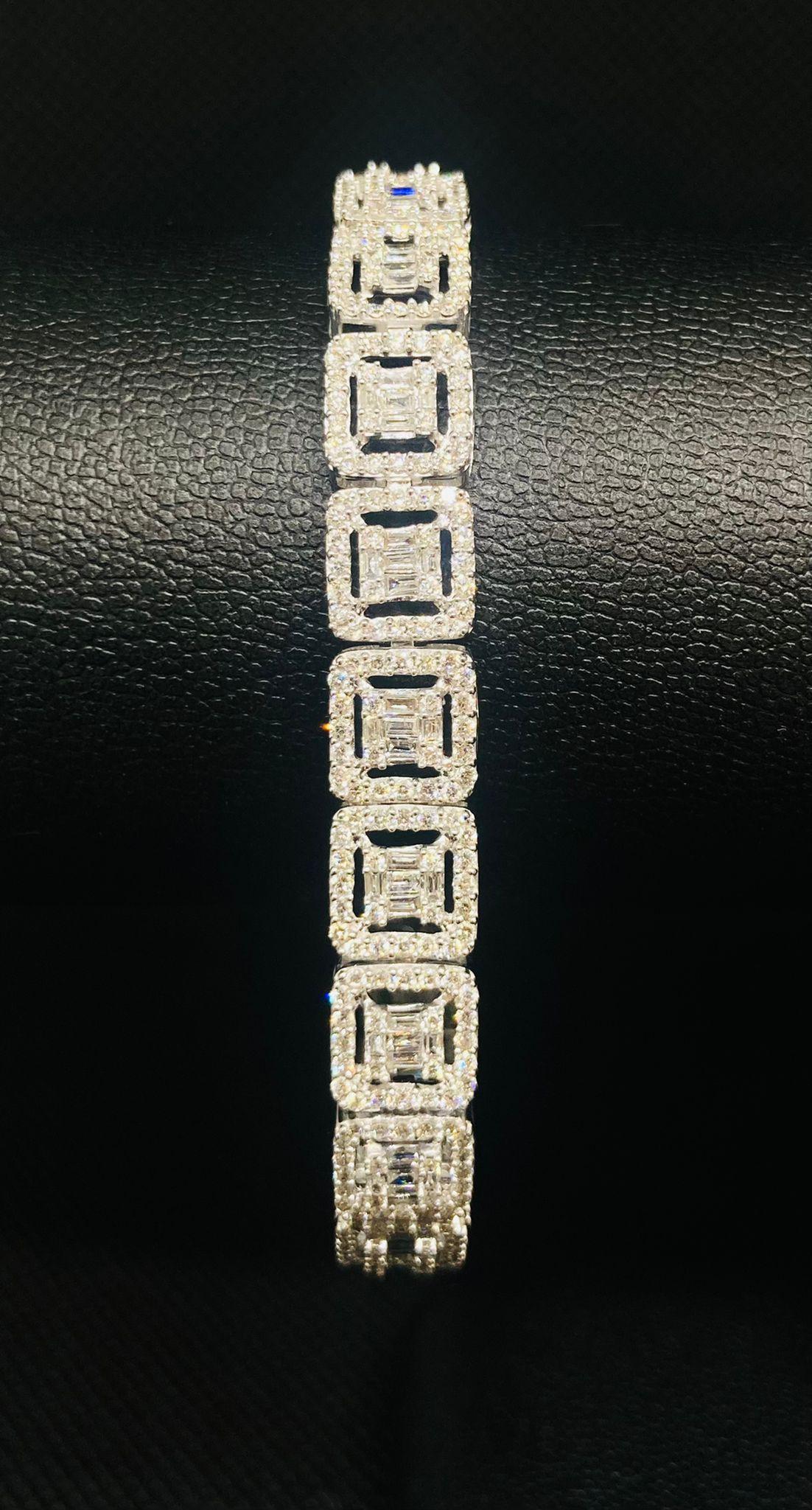 Emerald Cut Bochic “Vintage Retro” Natural Emerald cut Diamonds Set In 18K Gold   For Sale