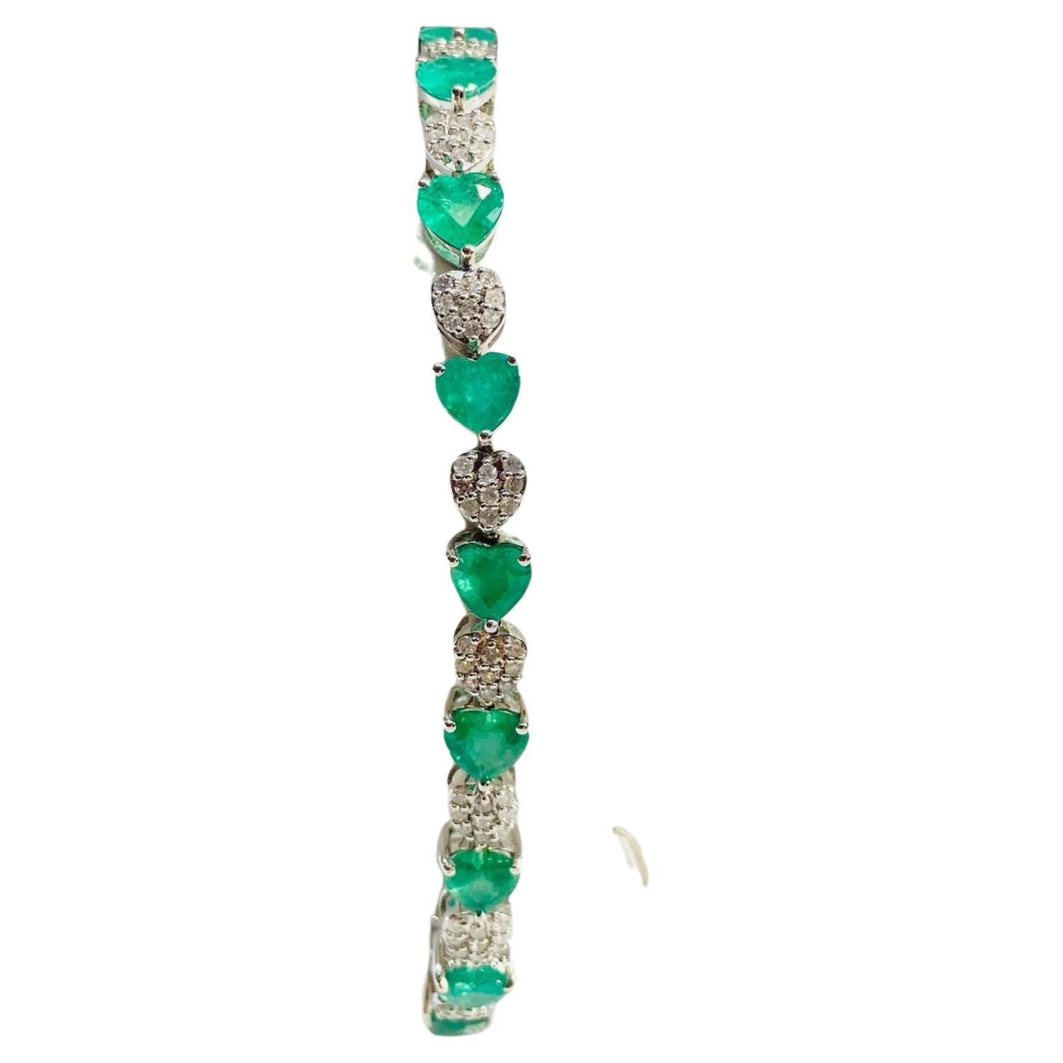 Heart Cut Bochic “Vintage Retro” Oval Natural Emeralds & Diamonds Set In 18K Gold   For Sale