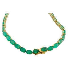 Bochic "Vintage Retro" Emeraudes naturelles ovales de Zambie serties dans de l'or 18K