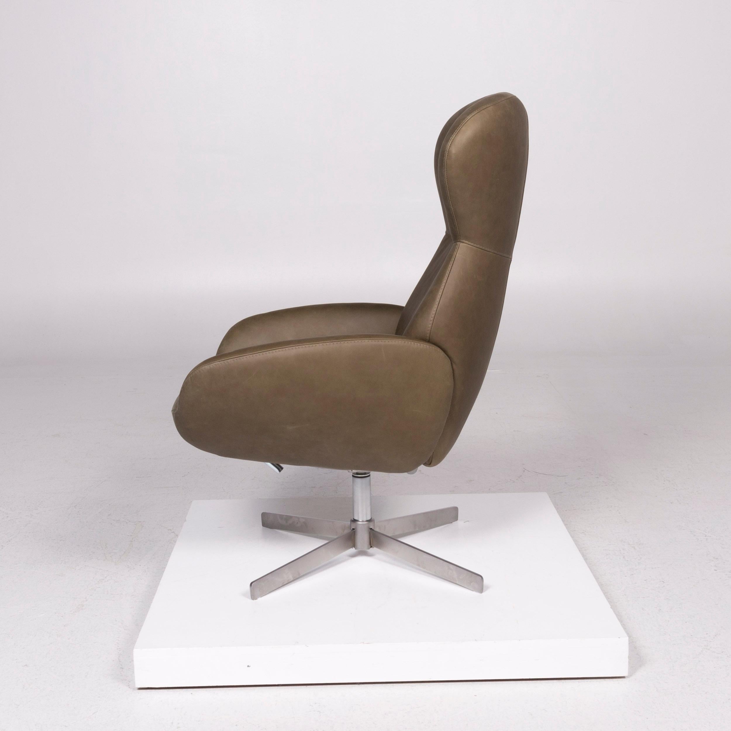BoConcept Athena Relax Leather Armchair Green 2