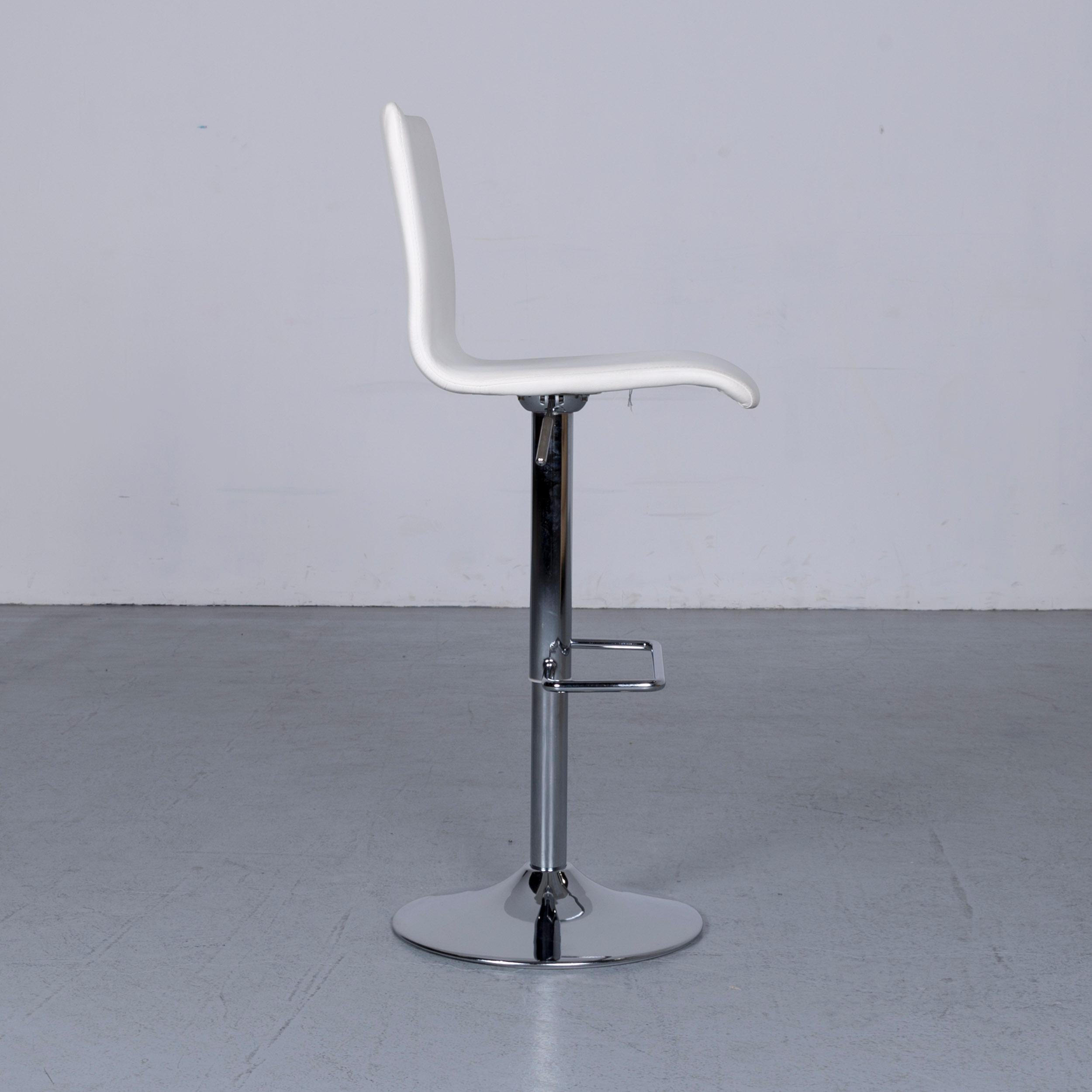 BoConcept Designer Leather Barstool in Crème White Leather Metal Frame For Sale 2