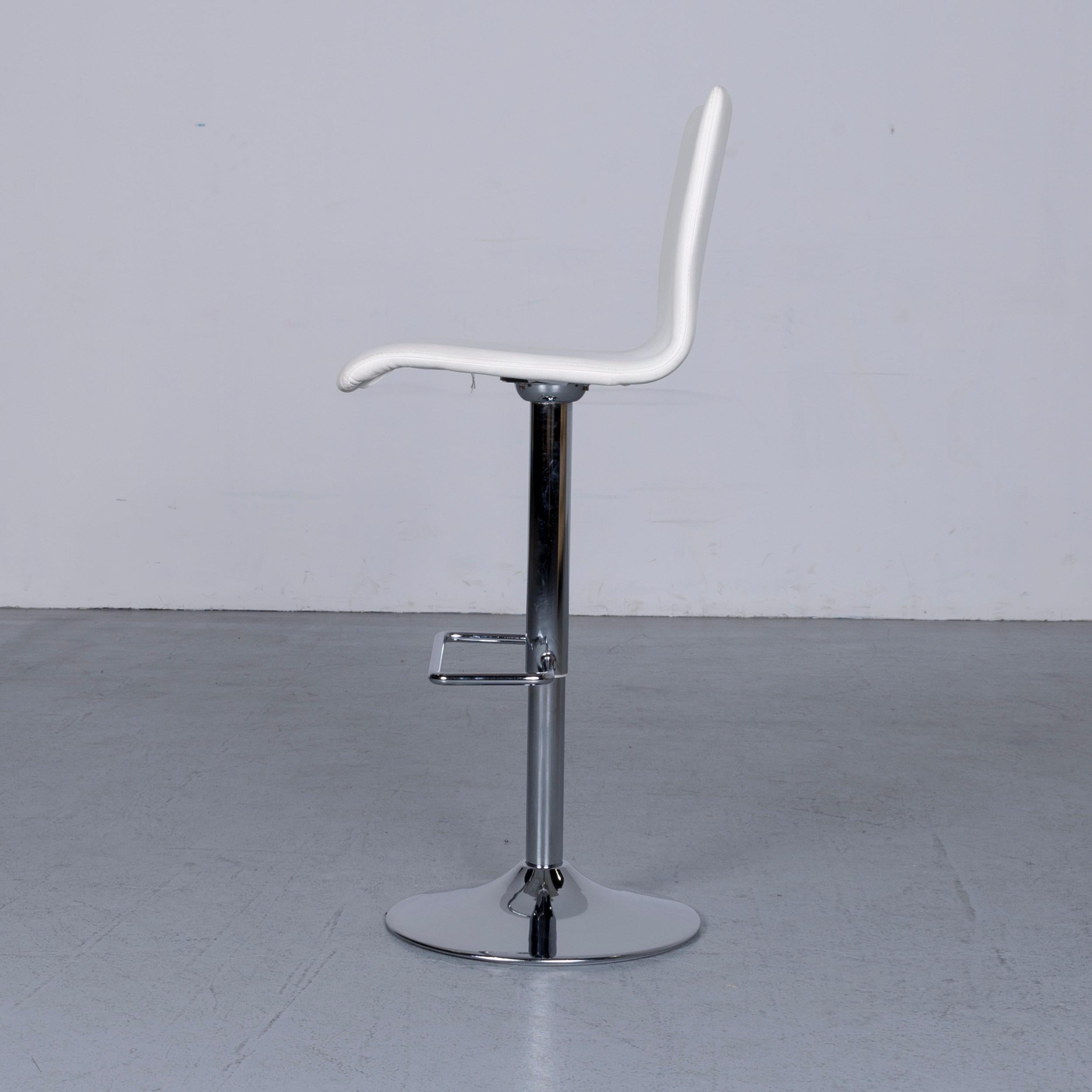 BoConcept Designer Leather Barstool in Crème White Leather Metal Frame For Sale 4