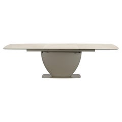 Moderne Tische
