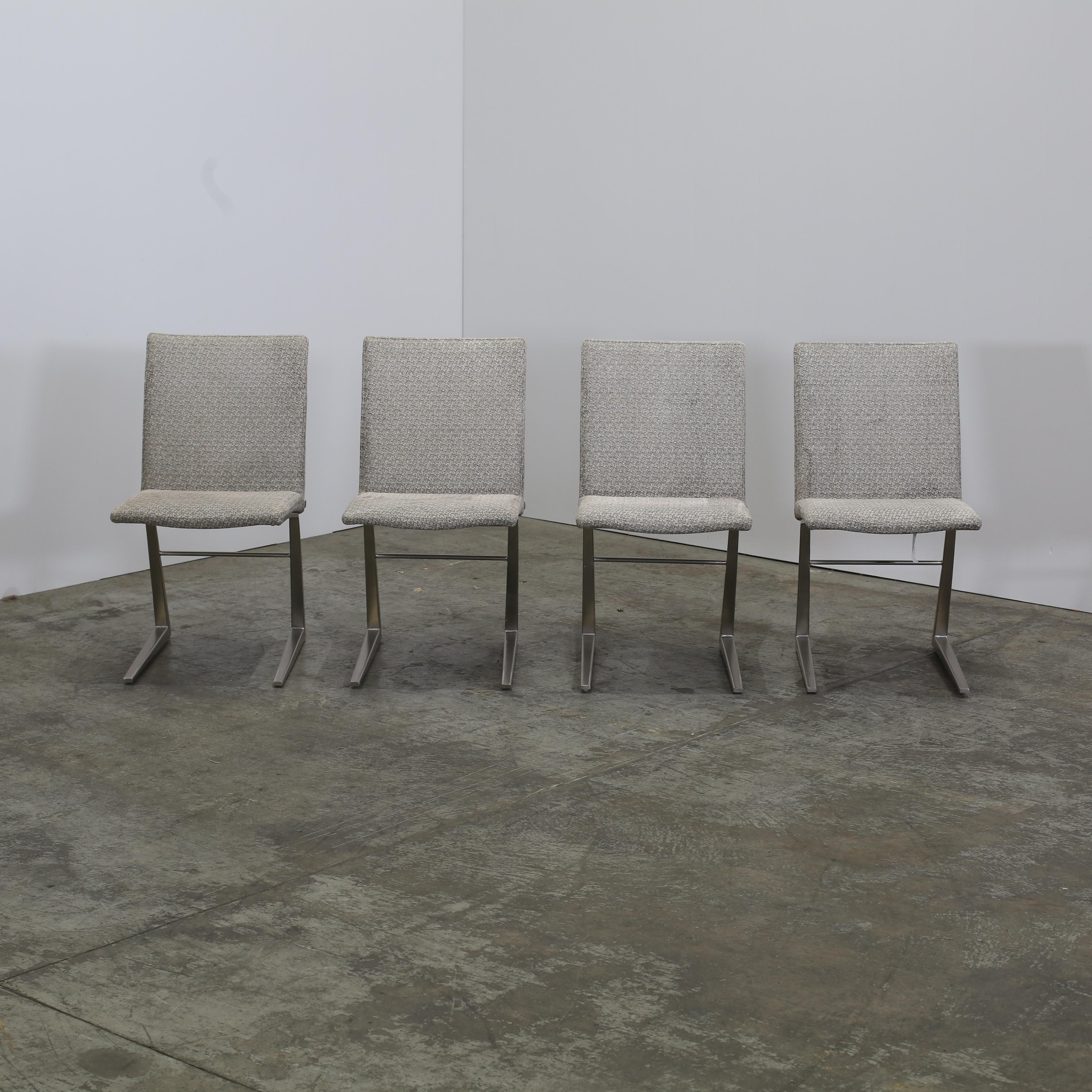 BoConcept Chaises de salle à manger Mariposa en cuir gris, lot de quatre en vente 1