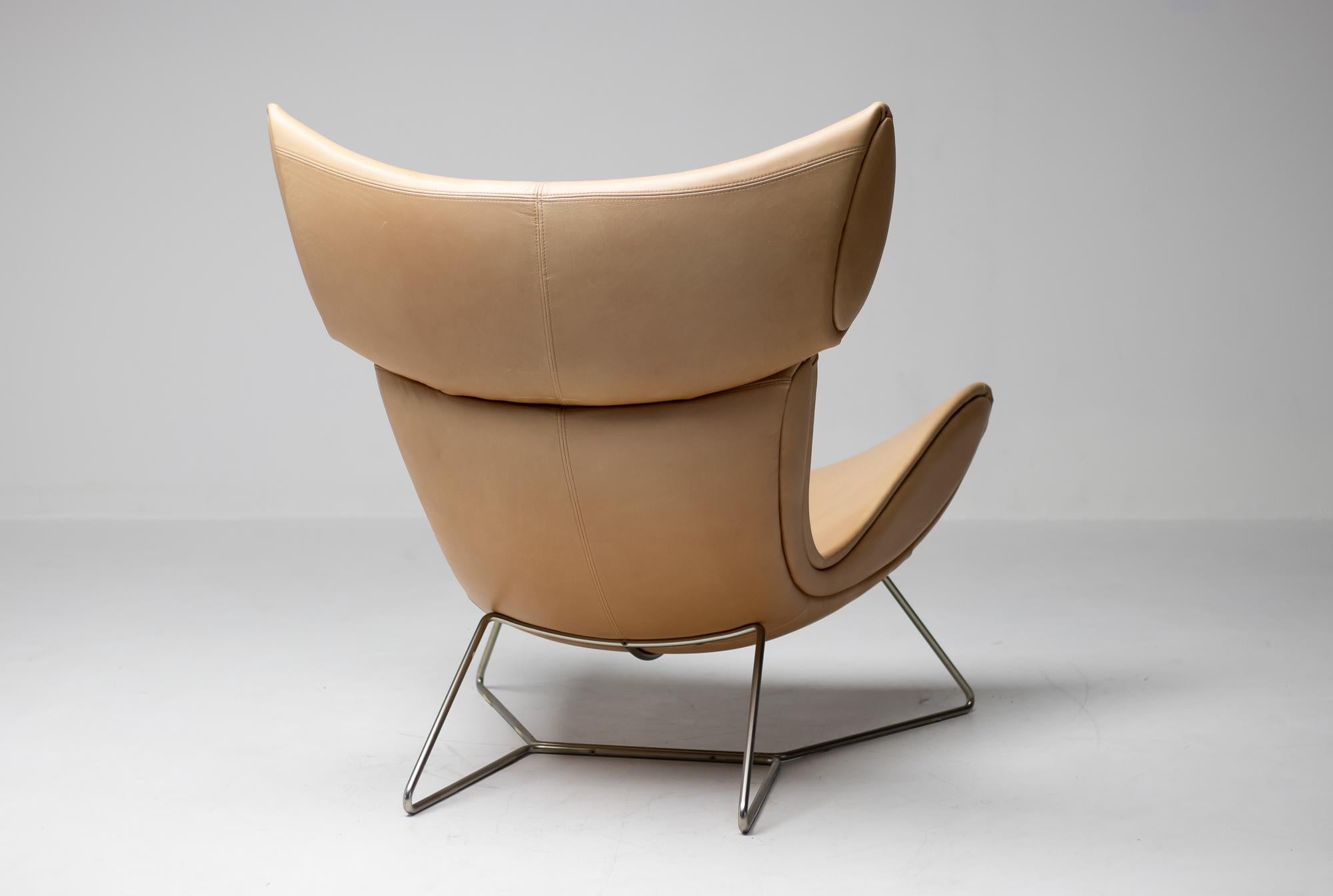 From the striking details to the graceful sweeps of its curves, the Imola armchair is a true design icon. Roomy enough for you to curl up in, yet so elegant it doesn’t seem over the top, the Imola armchair is an instant classic and ready to make a