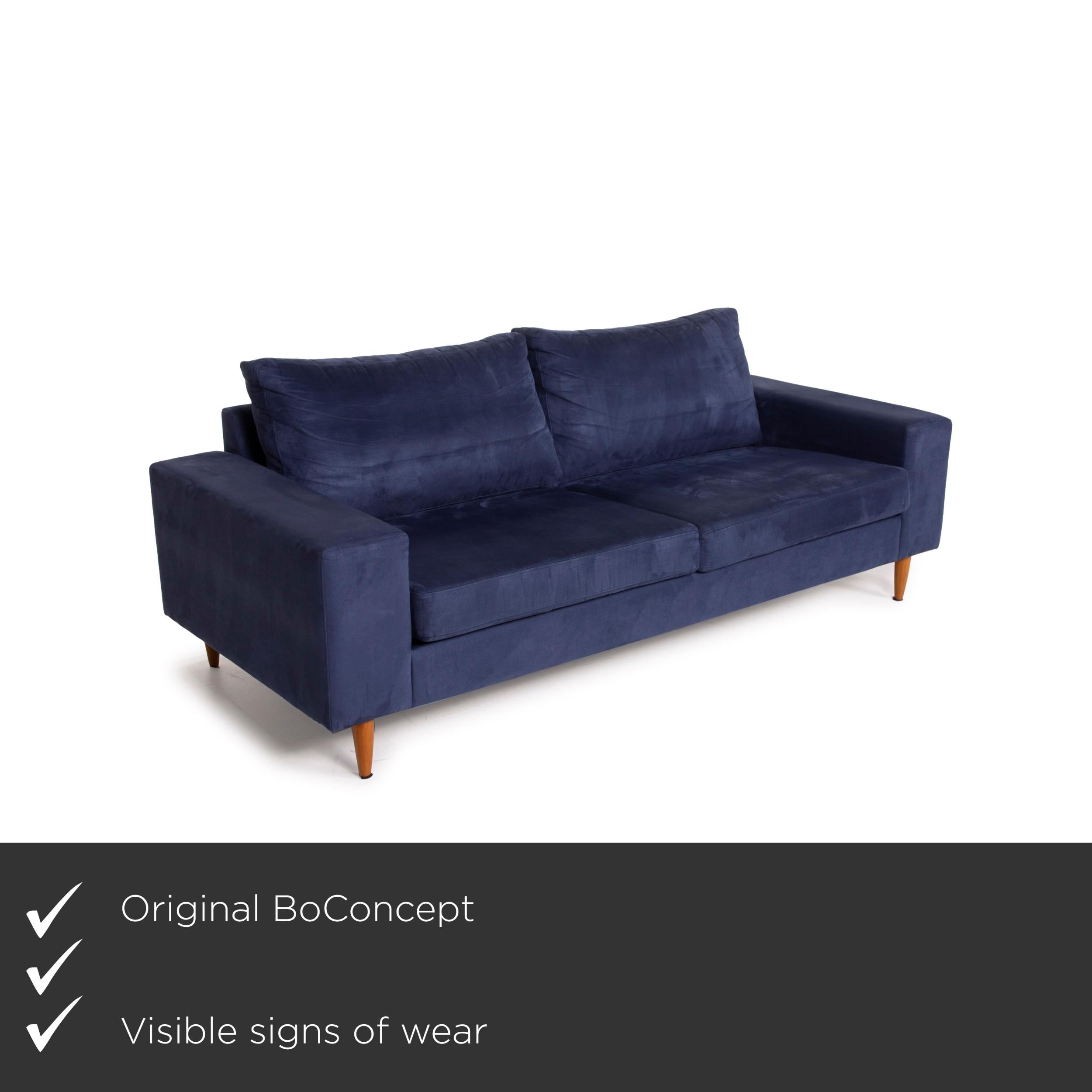 We present to you a BoConcept Indivi 2 fabric sofa blue three-seater.
 

 Product measurements in centimeters:
 

Depth: 91
Width: 204
Height: 78
Seat height: 45
Rest height: 56
Seat depth: 54
Seat width: 161
Back height: 35.
 