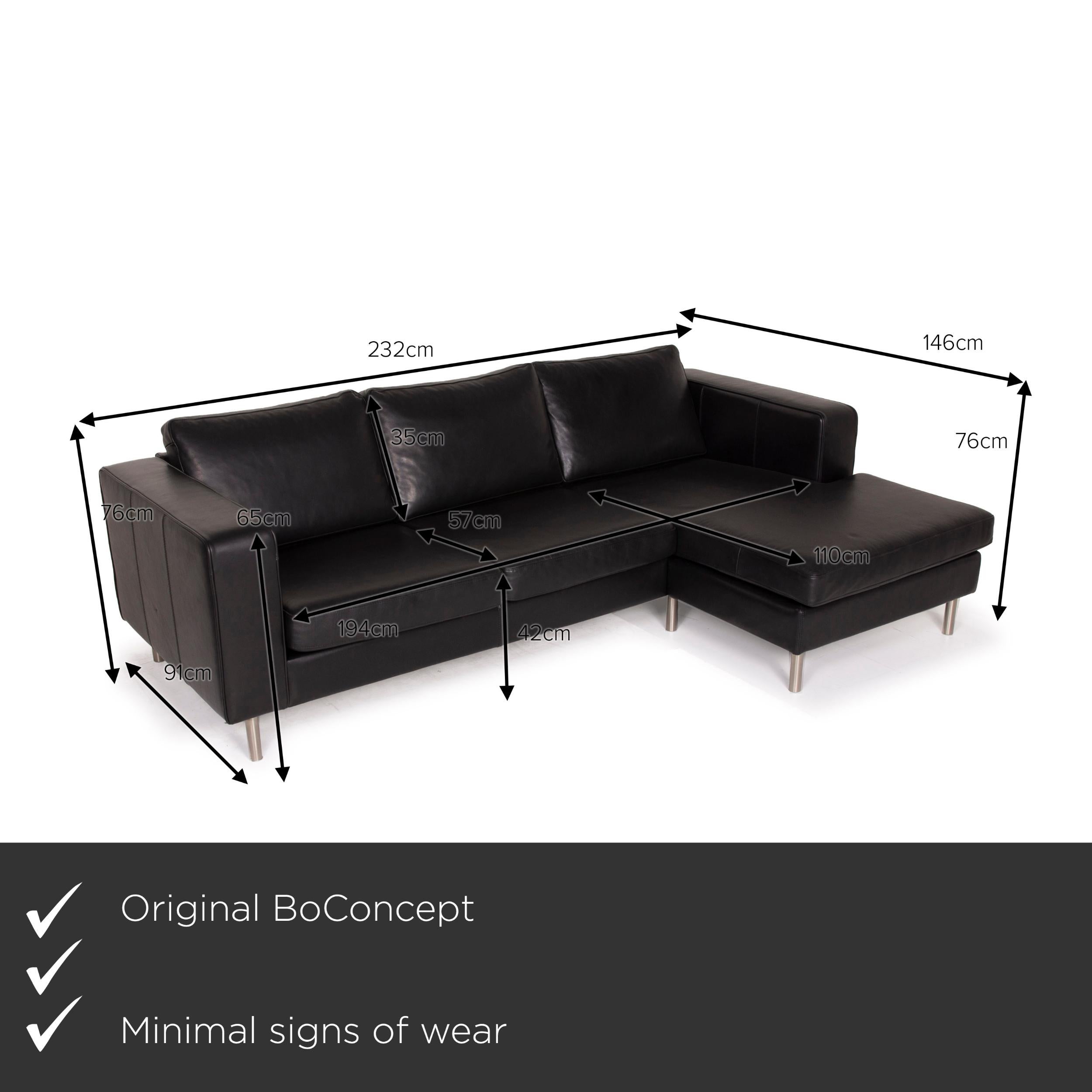 We present to you a BoConcept Indivi leather sof black corner sofa.

 

 Product measurements in centimeters:
 

 depth: 91
 width: 232
 height: 76
 seat height: 42
 rest height: 65
 seat depth: 57
 seat width: 194
 back height: 35.