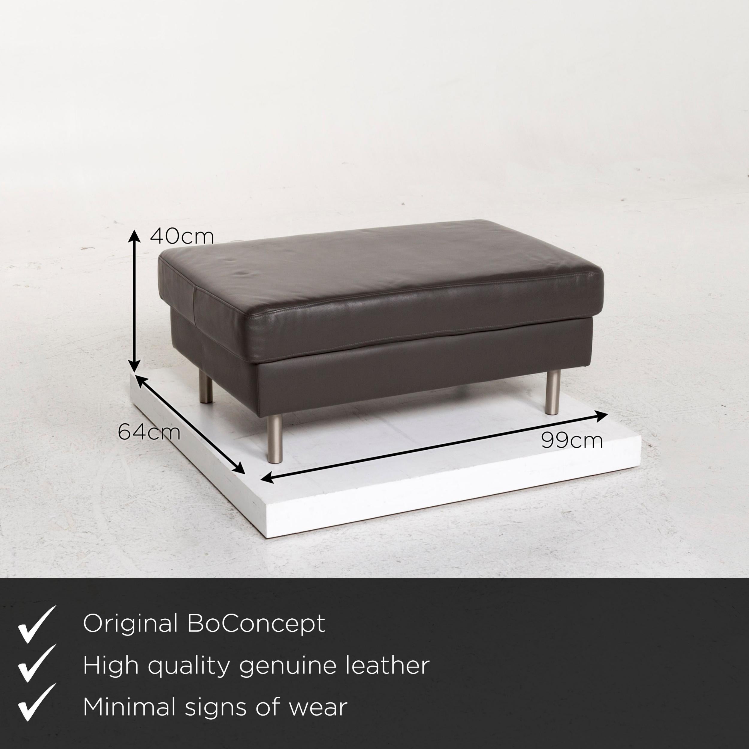 We present to you a BoConcept Indivi leather stool anthracite gray ottoman.


 Product measurements in centimeters:
 

Depth 64
Width 99
Height 40.






 