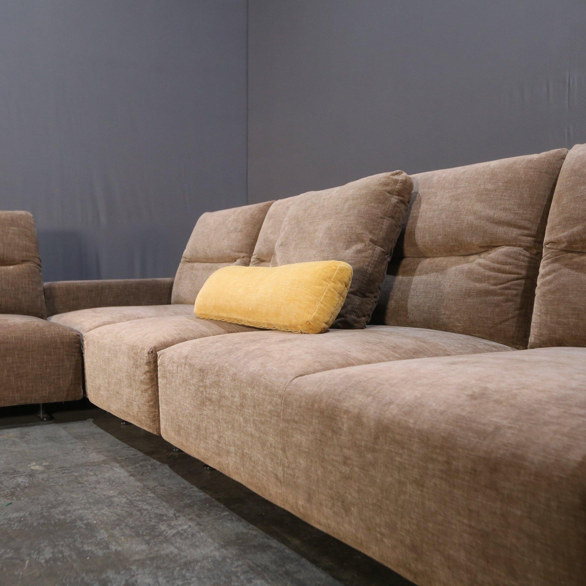 BoConcept Grand canapé modulable avec dossier réglable et sections de rangement en vente 1
