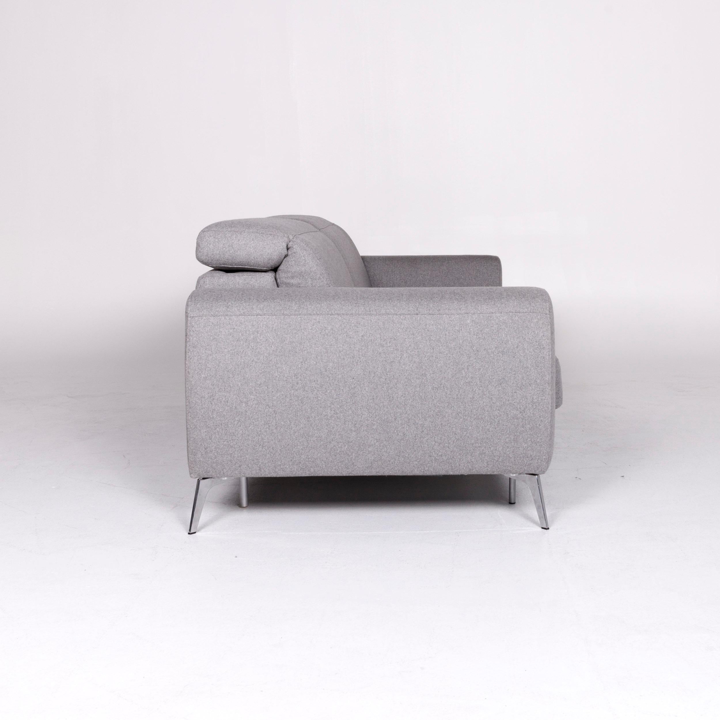 BoConcept Madison Designer Fabric Gray Feature Sofa Bed Two-Seat Couch 3