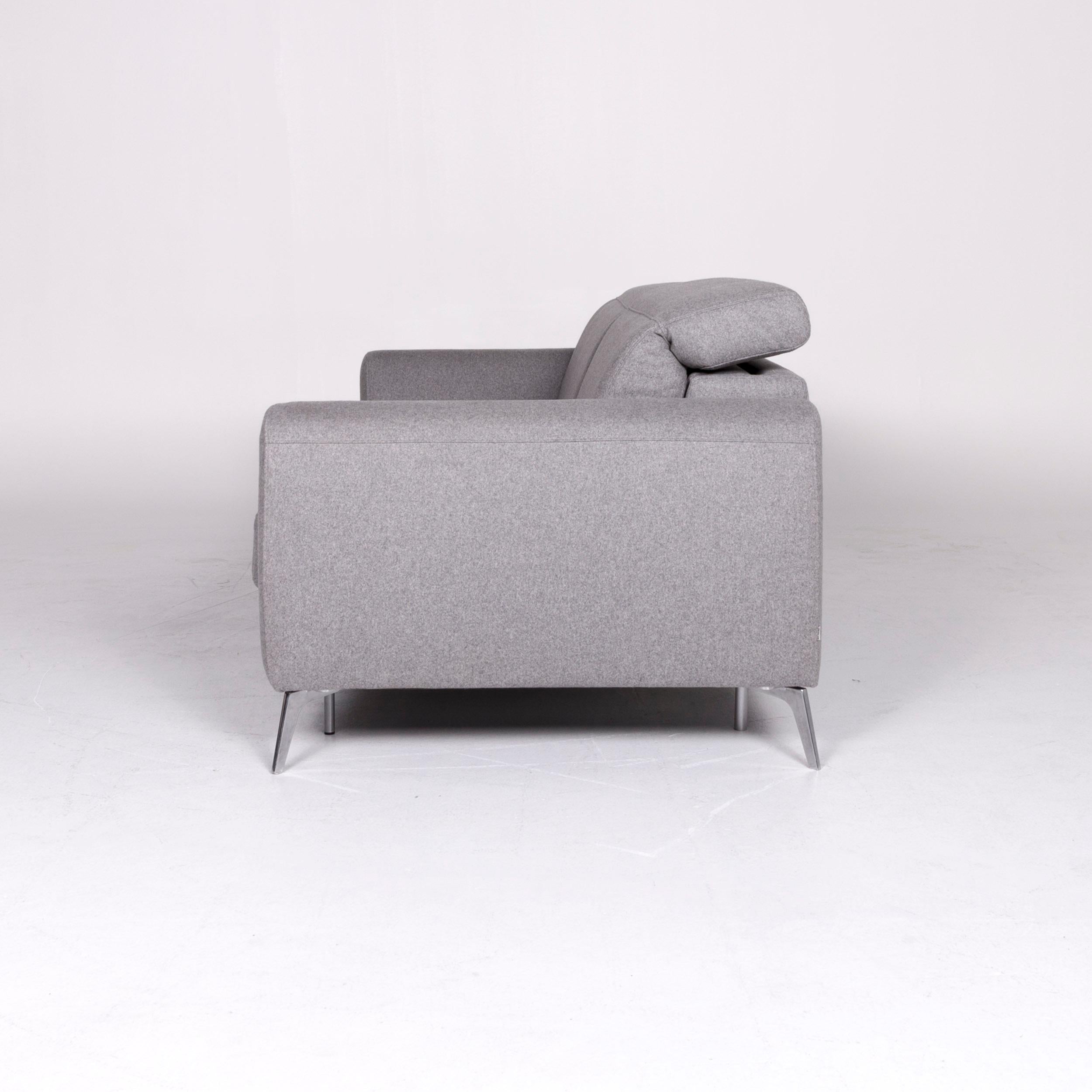 BoConcept Madison Designer Fabric Gray Feature Sofa Bed Two-Seat Couch 5