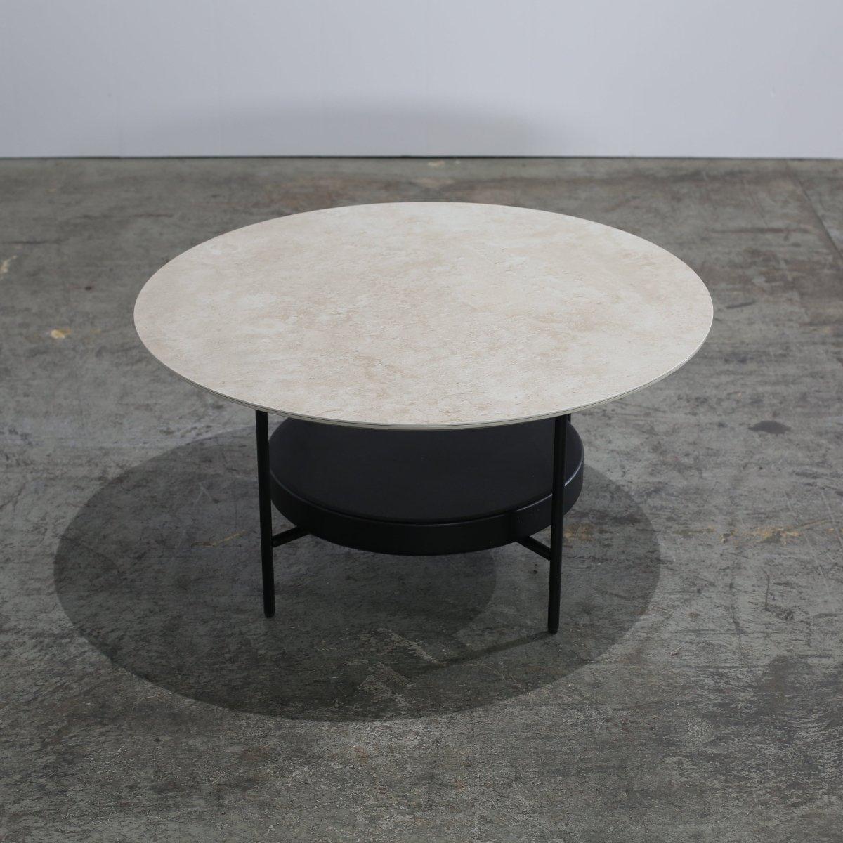 Mesa baja BoConcept Madrid de Morten Georgsen en Bueno estado para la venta en Basildon, London