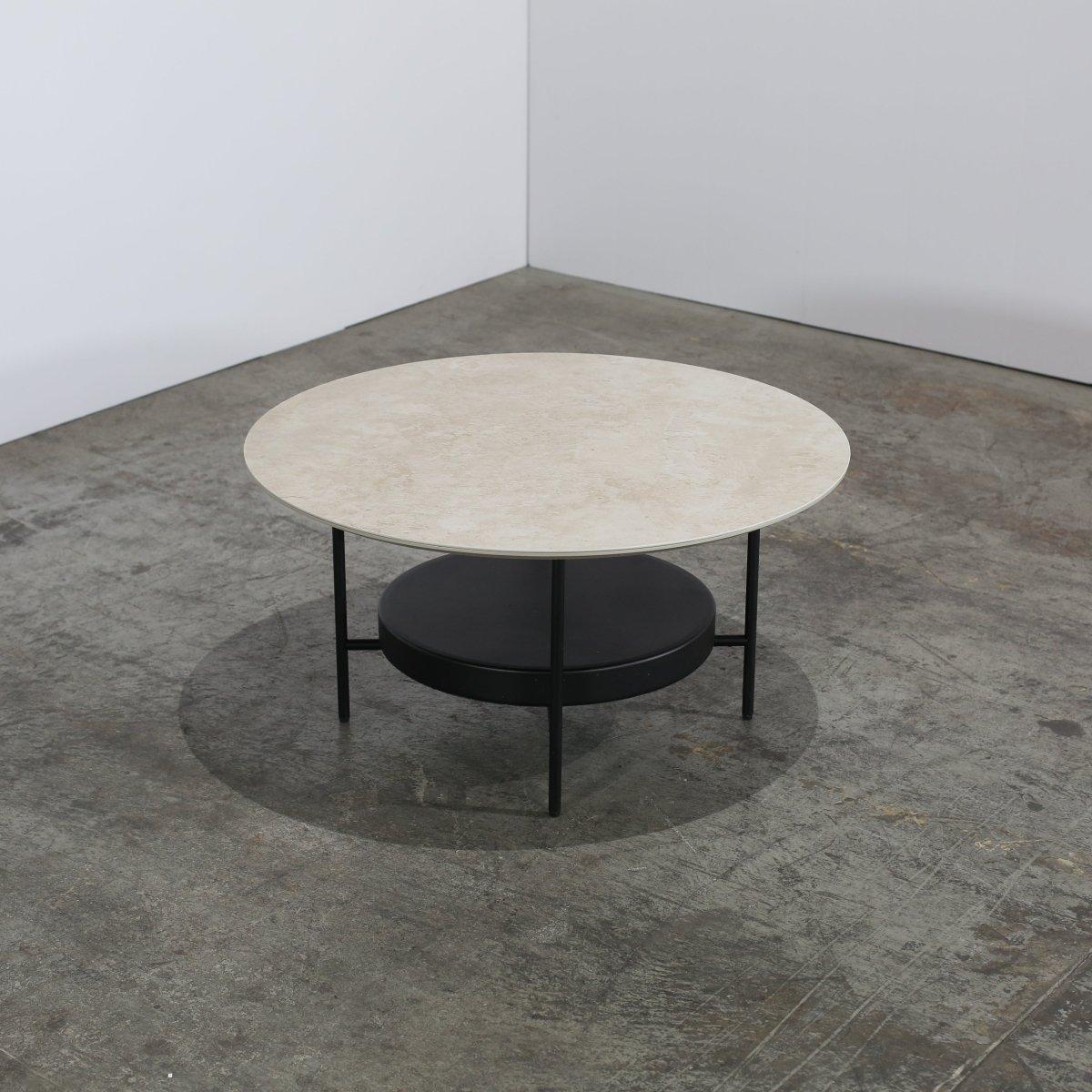 Mesa baja BoConcept Madrid de Morten Georgsen Metal en venta