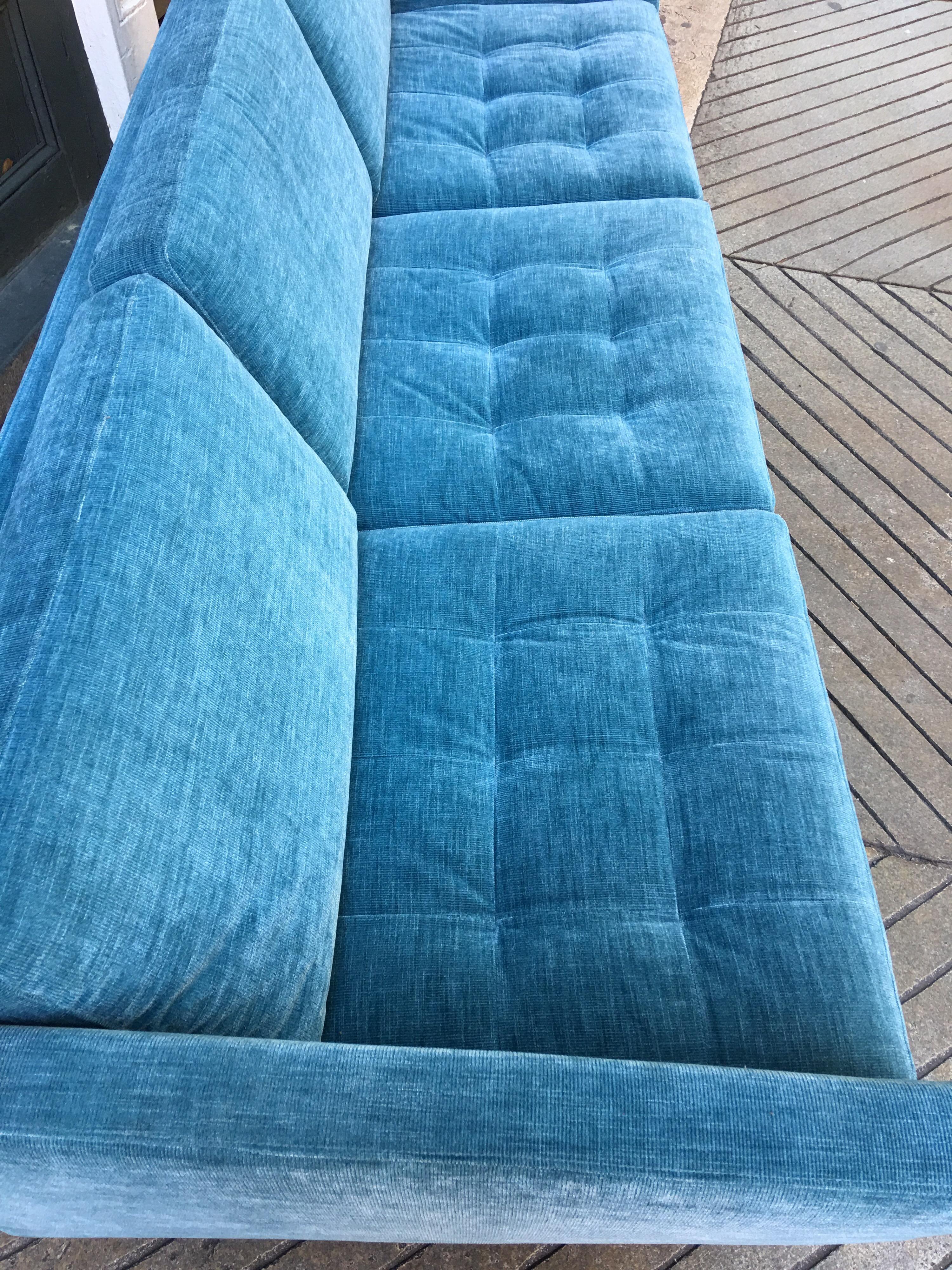 BoConcept Sofa in Blue In Good Condition In Philadelphia, PA
