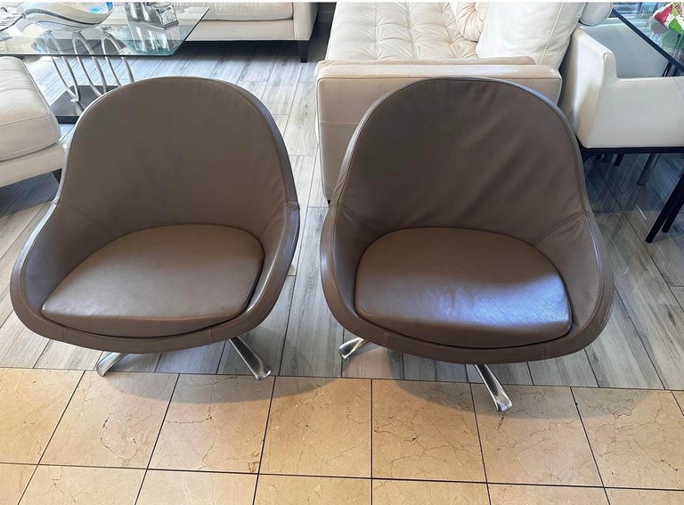 Bo Concept Veneto チェア 定価249,500円グレー BoConcept Veneto Chair w/ Swivel Function - AptDeco
