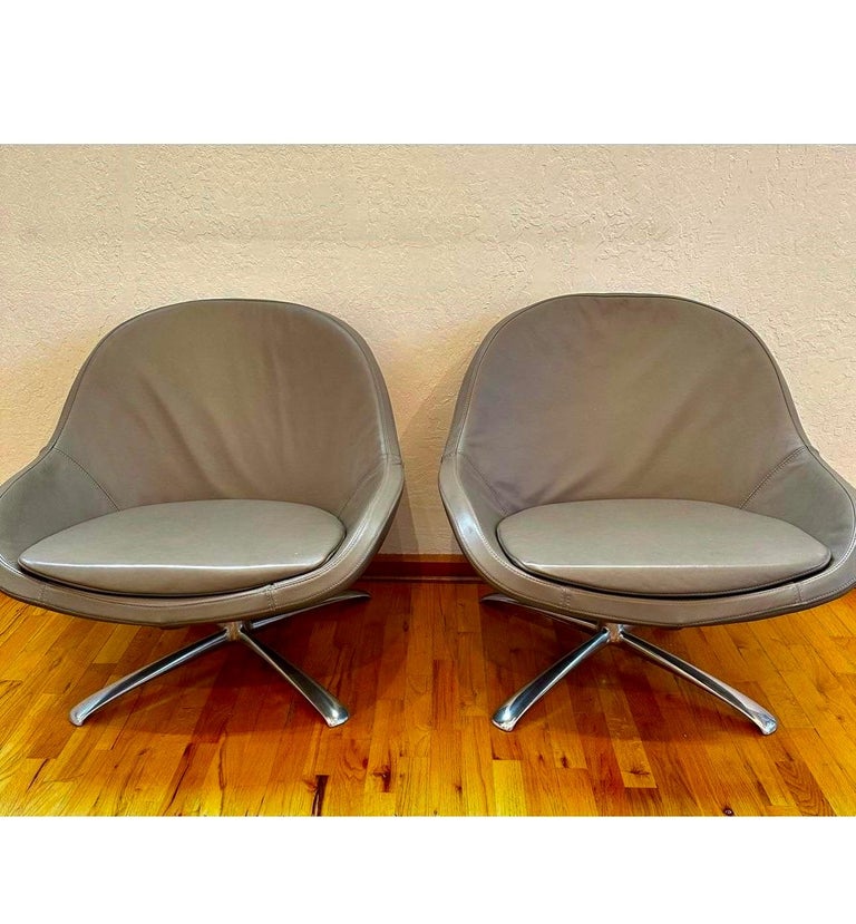 BoConcept Veneto Swivel Lounge Armchairs, set of 2 in Gray