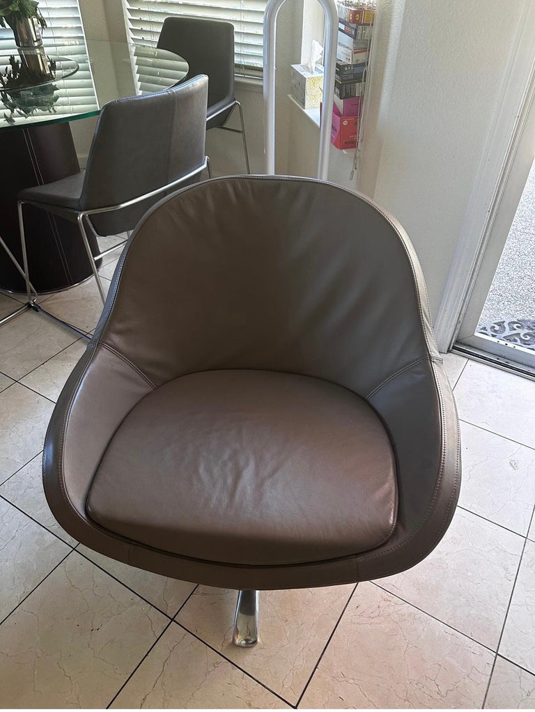 Bo Concept Veneto チェア 定価249,500円グレー Veneto chair with swivel function | Living chair | Veneto
