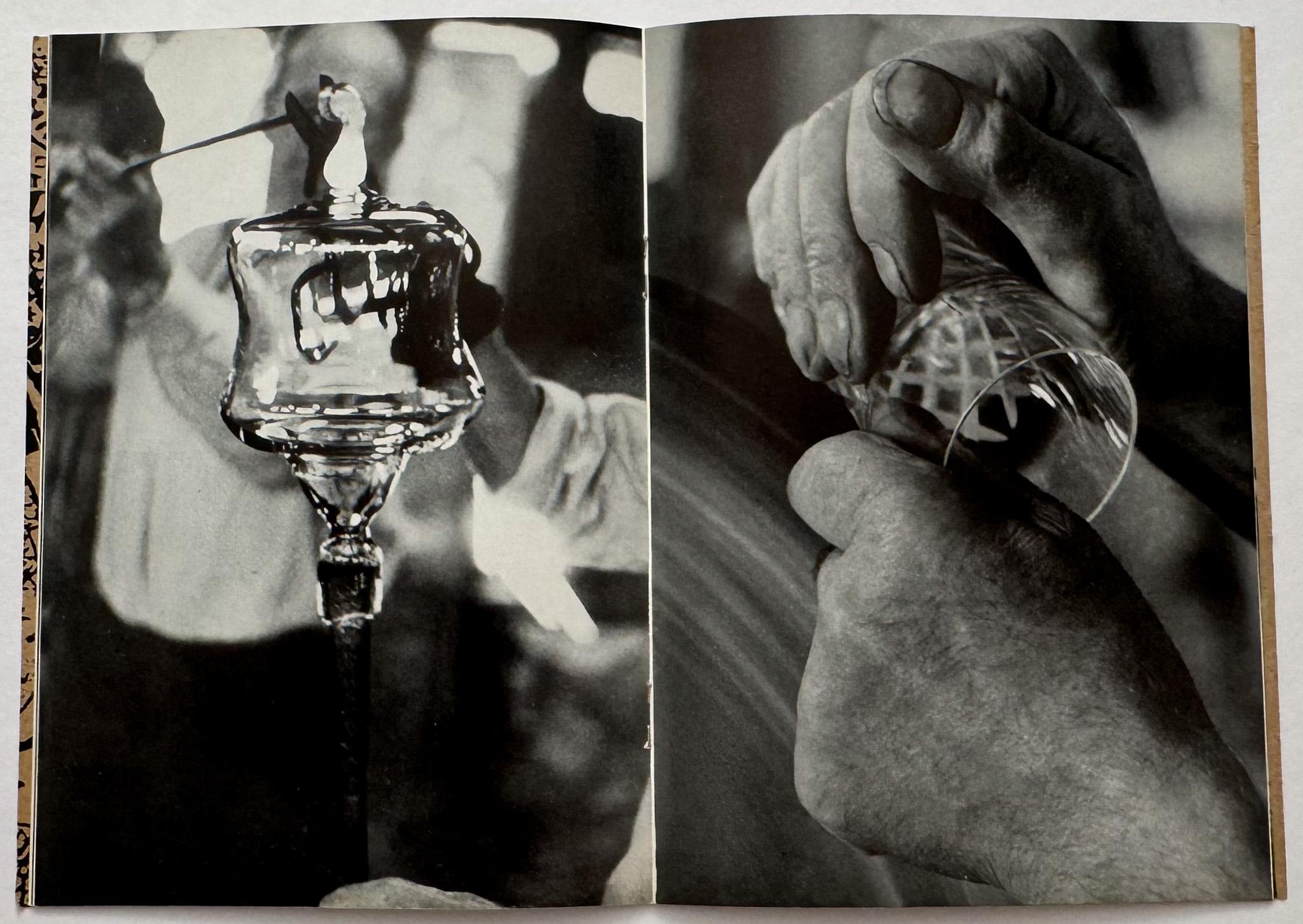 Boda Glass Booklet In Good Condition For Sale In New York, NY