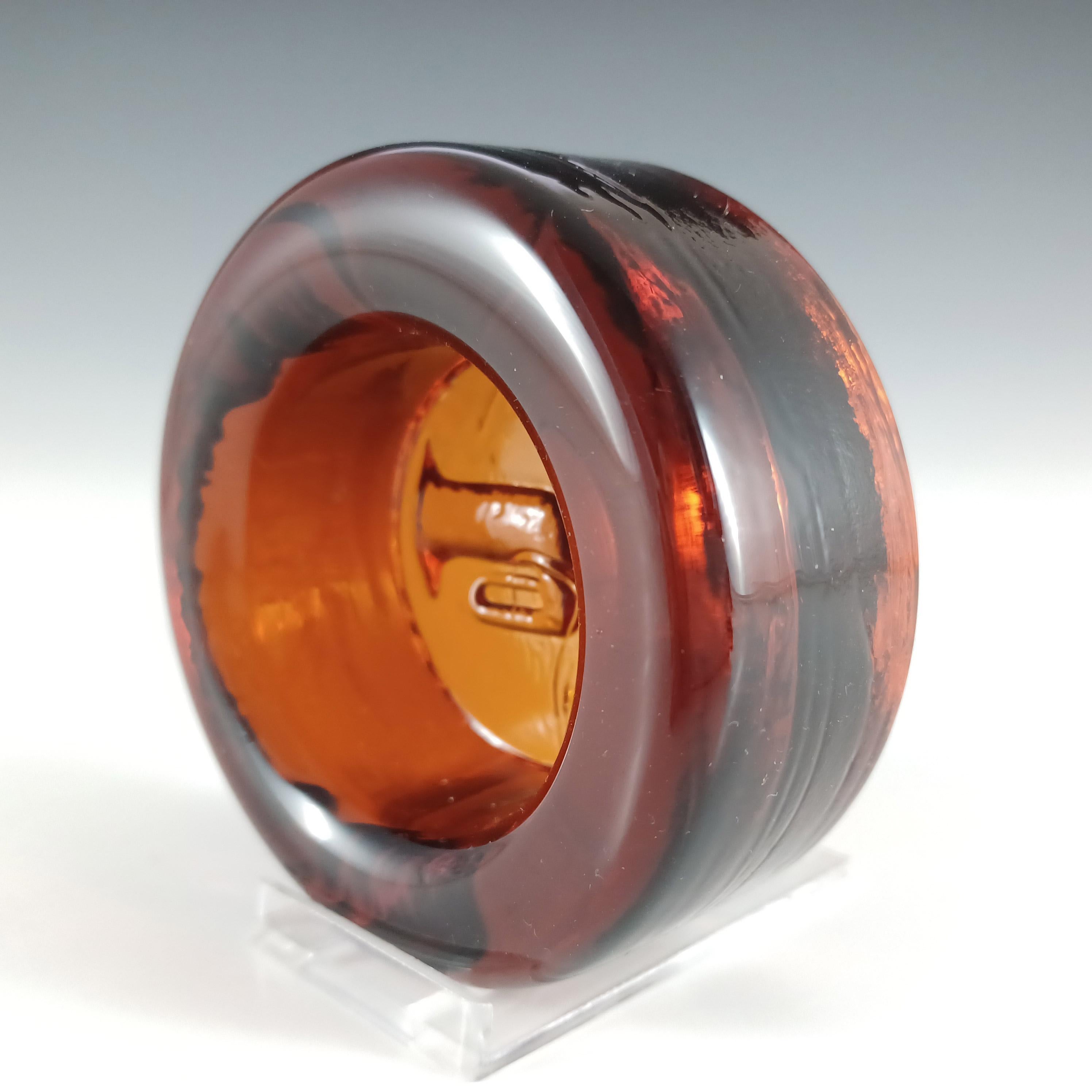 Mid-Century moderno Ciotola di Horn in vetro ambrato svedese Boda di Erik Hoglund in vendita