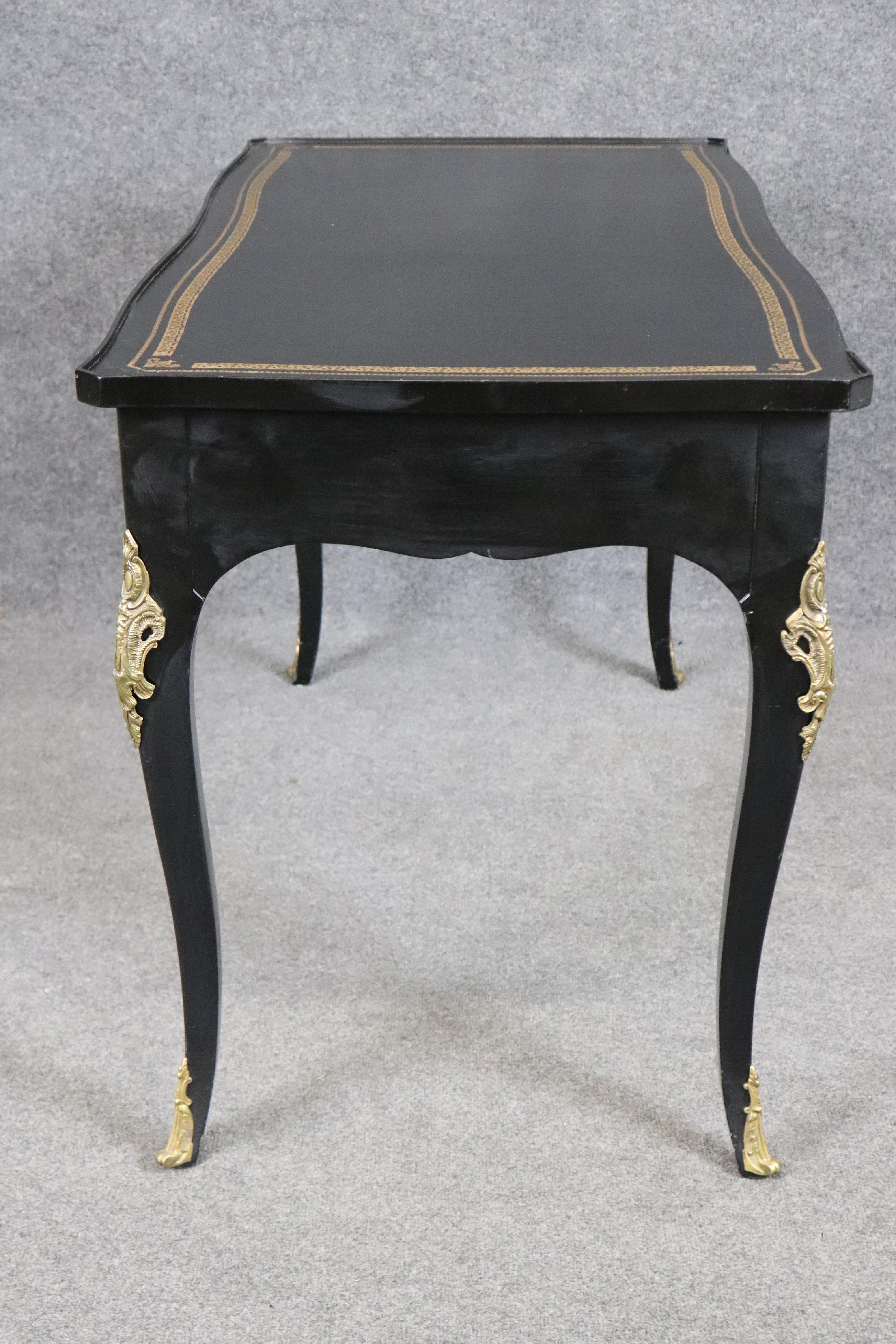 Americano Bodart Scrivania francese in stile Luigi XV ebanizzata con ormeggio in bronzo in vendita