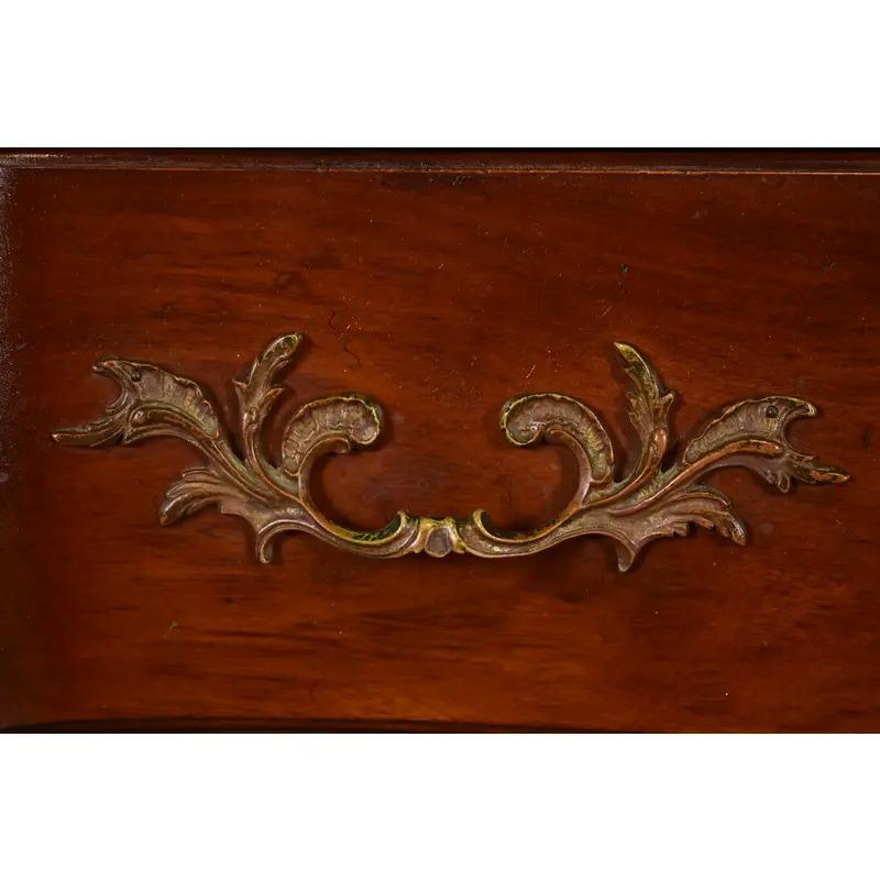 Comò Highboy in legno di Bodart, circa anni '60, Provincia Francese Luigi XV in vendita 3