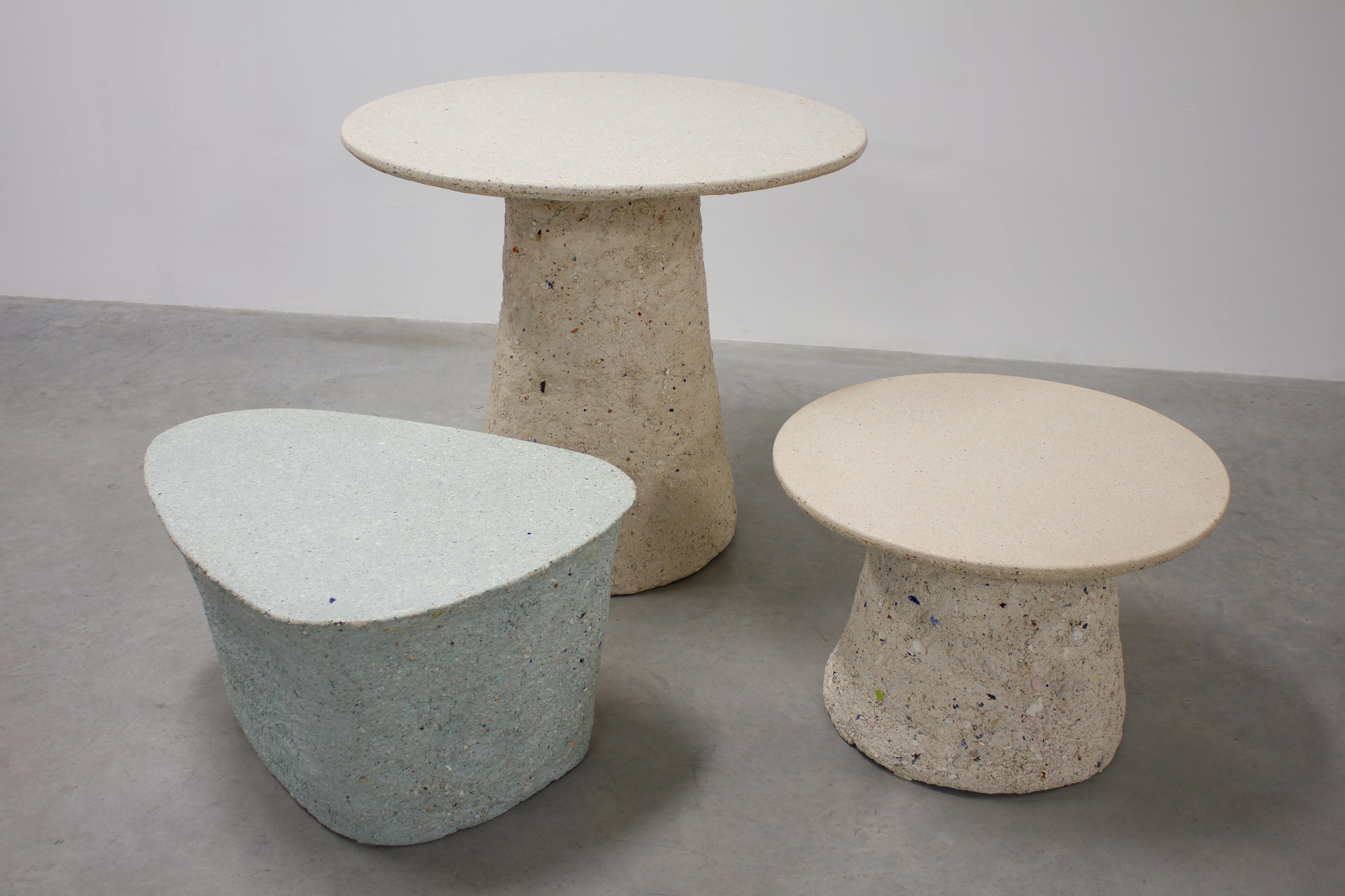 Other Bodem Low Round Coffee Table by Max Lipsey For Sale