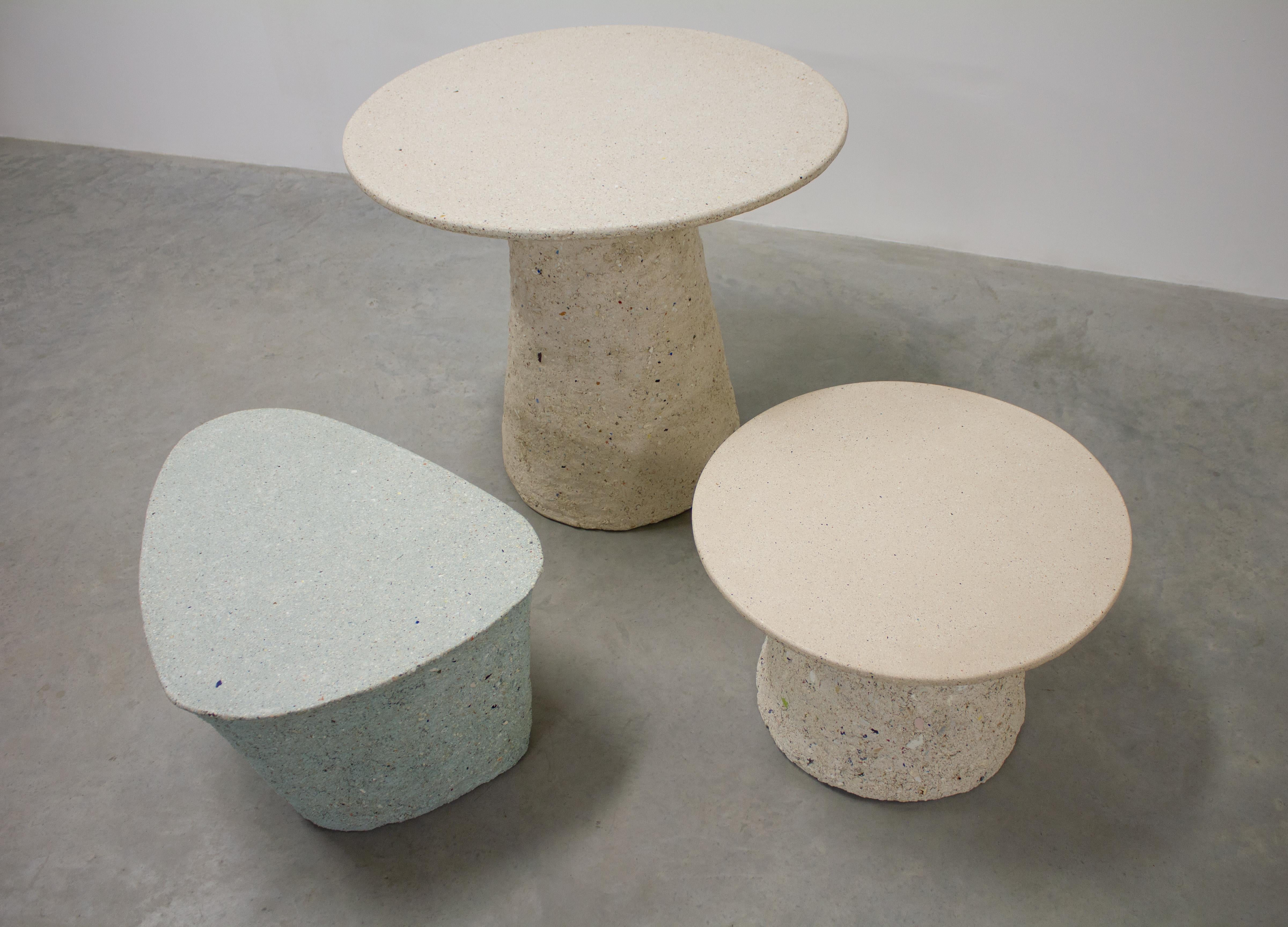 Bodem Low Round Coffee Table by Max Lipsey In New Condition For Sale In Geneve, CH