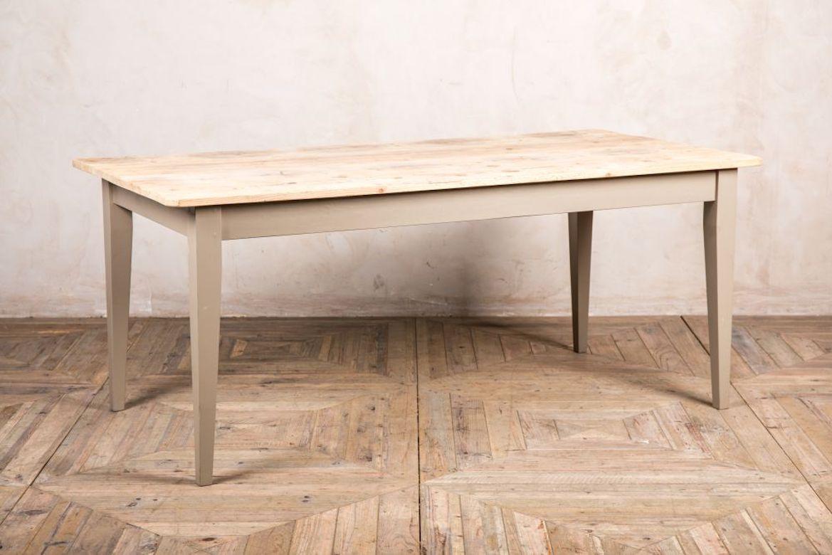 Boden Bespoke Pine Kitchen Table, 20th Century For Sale 2