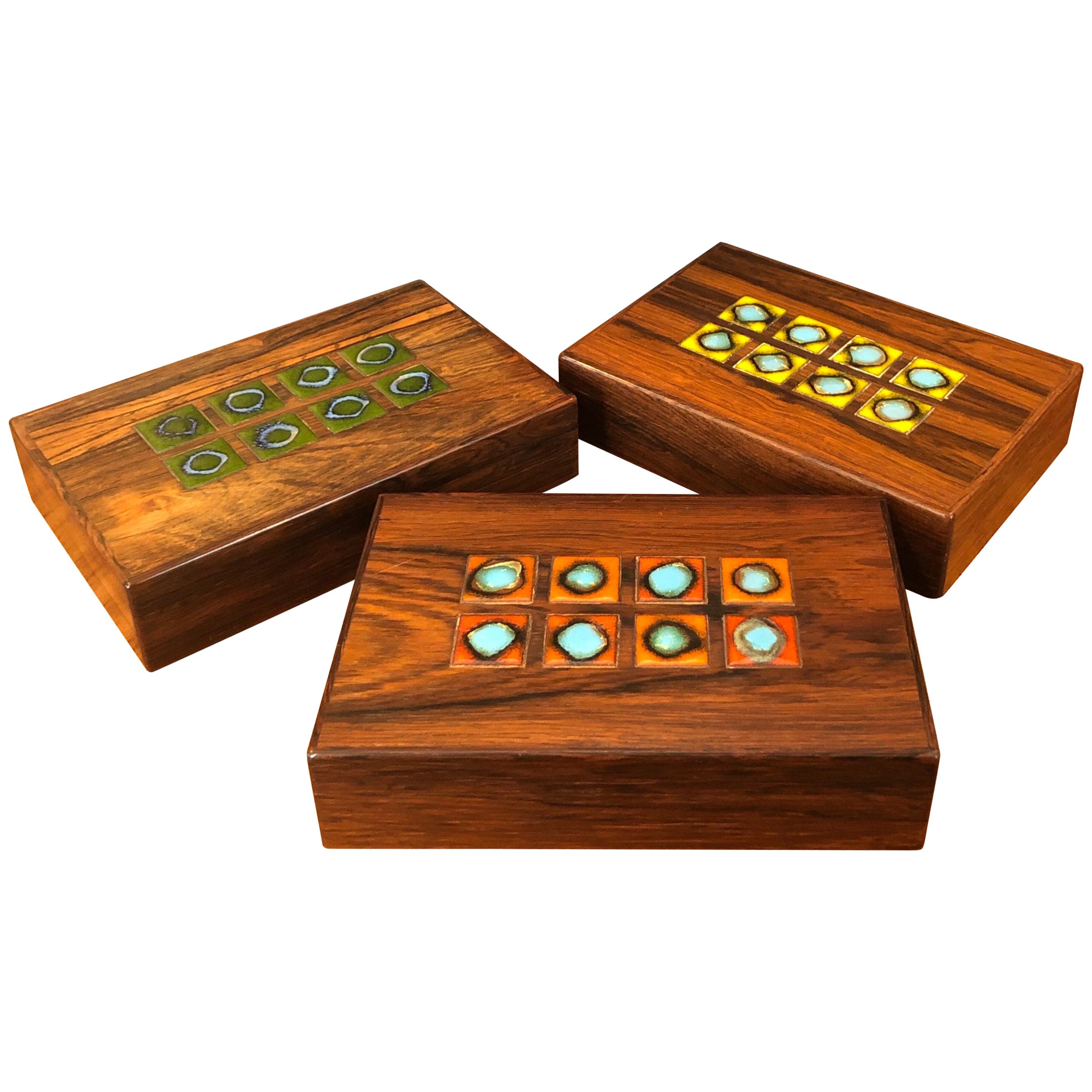 Cajas / Humidificadores daneses Bodil Eje de Alfred Klitgaard