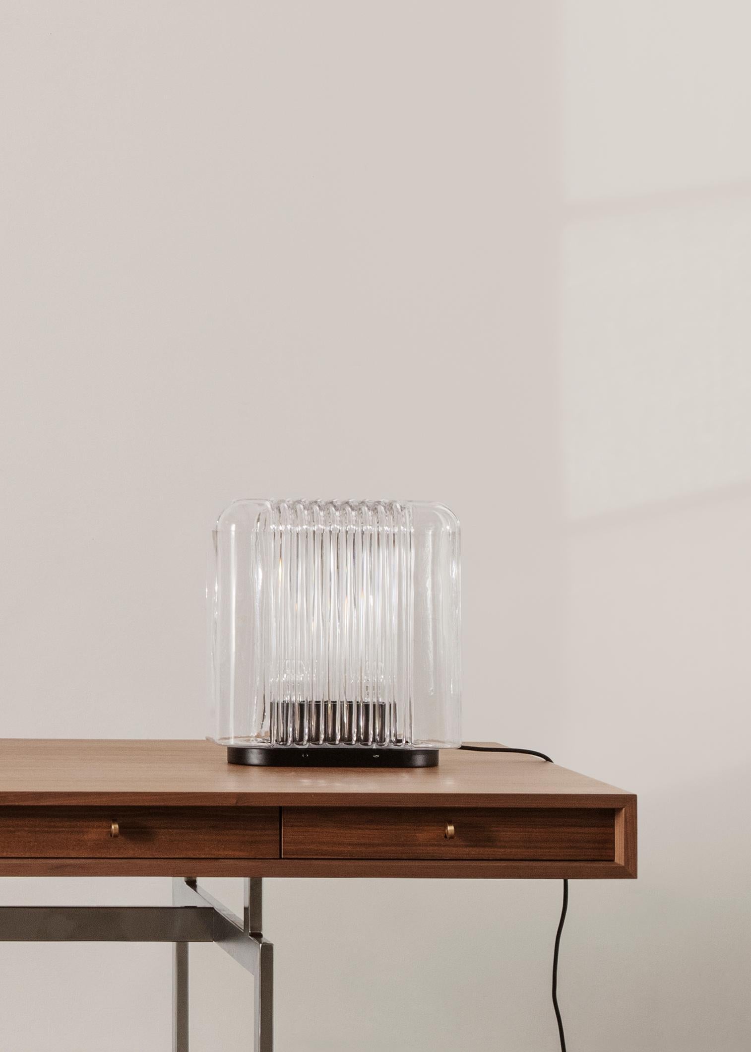 Bodil Kjaer, Bürotisch aus Rot und Nussbaumholz für Karakter, 1959 (Walnuss) im Angebot