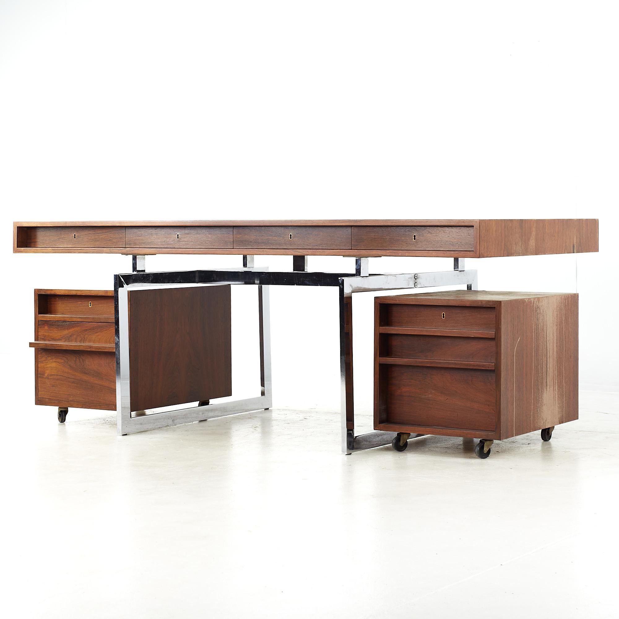 Mid-Century Modern Bodil Kjaer for E Pedersen & Son MCM Brazilian Rosewood and Chrome Desk For Sale
