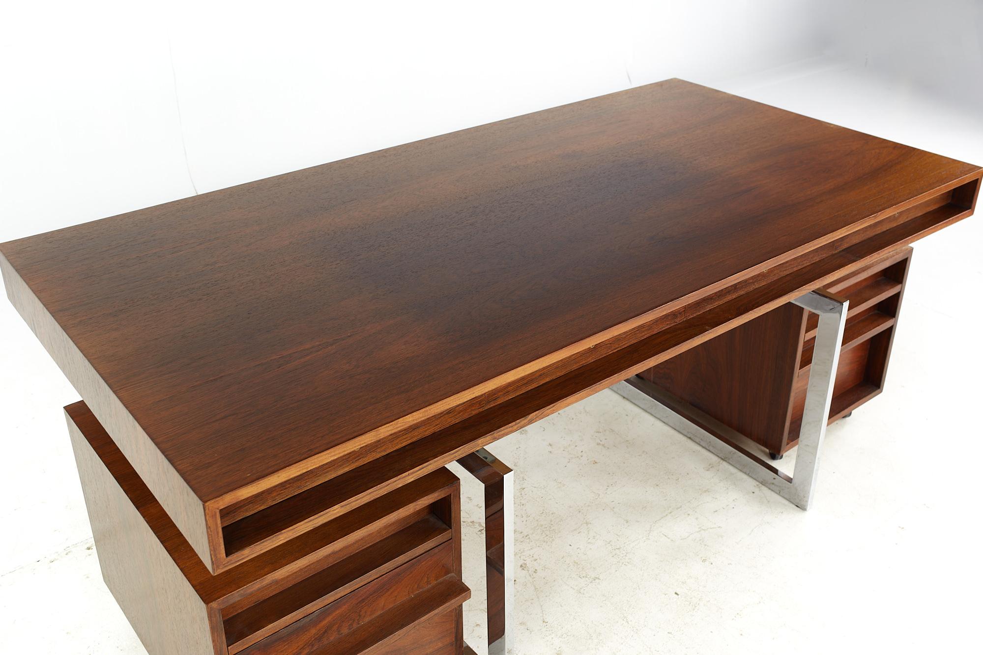 Bodil Kjaer for E Pedersen & Son MCM Brazilian Rosewood and Chrome Desk For Sale 2