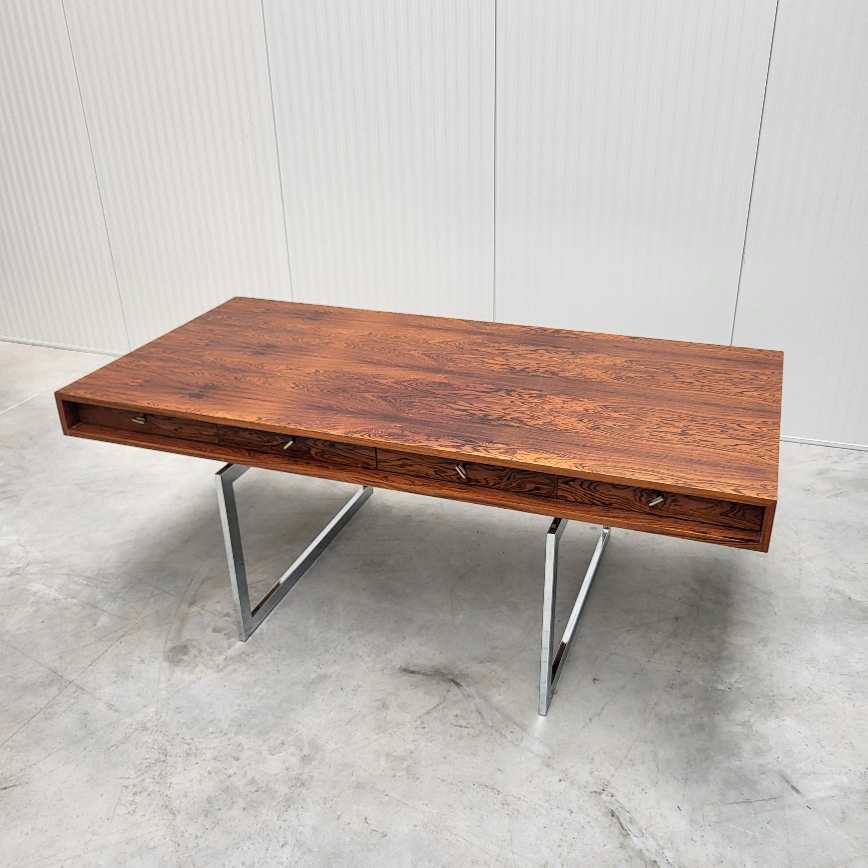 Escritorio ejecutivo Bodil Kjaer James Bond de E. Pederson & Son Dinamarca 1959 Danés en venta