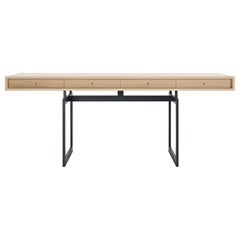 Table de bureau Bodil Kjær, bois et acier par Karakter