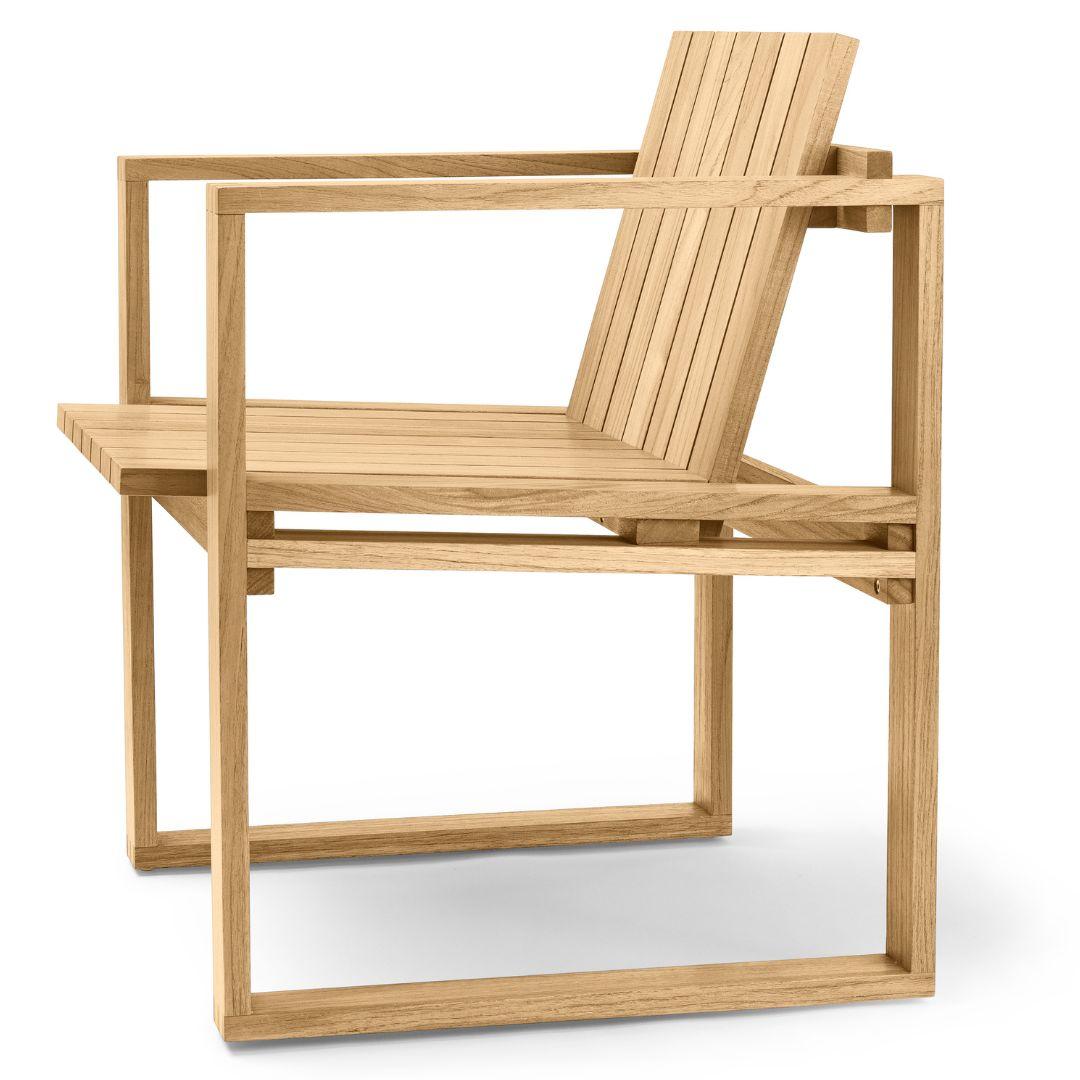Bodil Kjaer outdoor 'BK10' dining chair in teak for Carl Hansen & Son

The story of Danish Modern begins in 1908 when Carl Hansen opened his first workshop. His firm commitment to beauty, comfort, refinement, and craftsmanship is evident in iconic