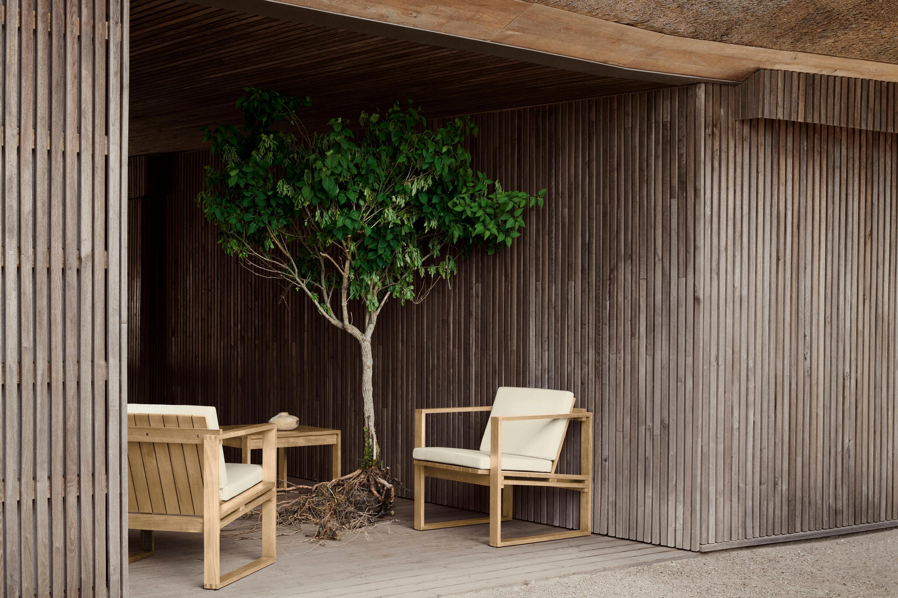 Danish Bodil Kjaer Outdoor 'BK11' Lounge Chair in Teak for Carl Hansen & Son For Sale