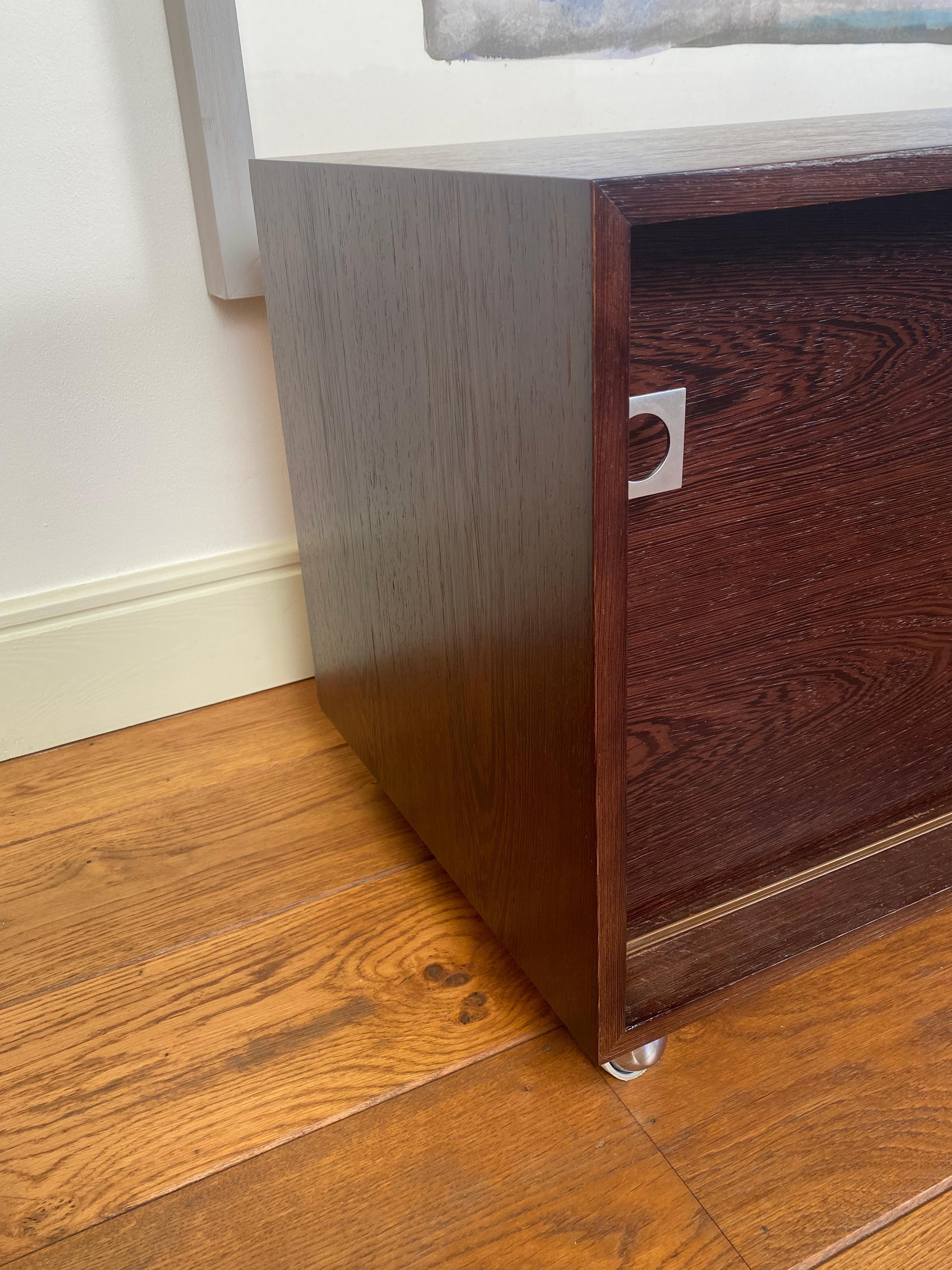 Bodil Kjaer desk cabinet/sideboard with sliding doors on castors, Denmark 1960s For Sale 4