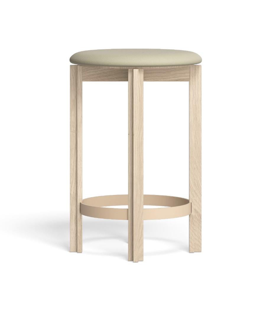 Bodil Kjaer Weiß gebeizte Eichenholz-Eiche  Principal Counter-Hocker für Karakter im Zustand „Neu“ im Angebot in Barcelona, Barcelona