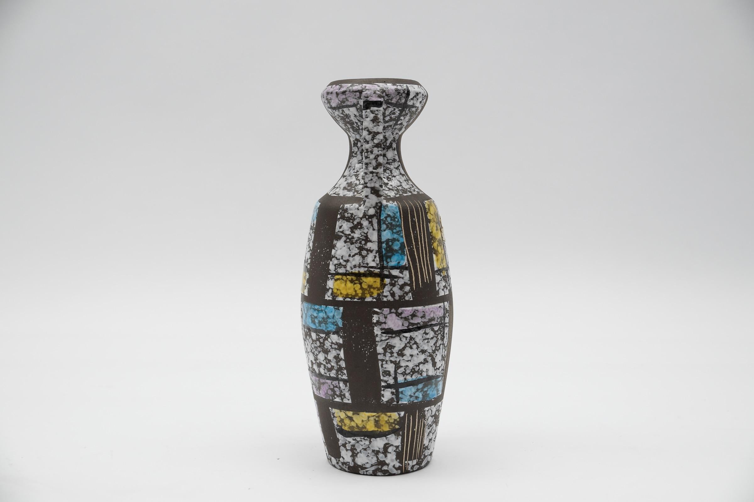  Bodo Mans-Keramikvase „Paris“ von Bay Keramik, Deutschland 1950er Jahre im Zustand „Gut“ im Angebot in Nürnberg, Bayern