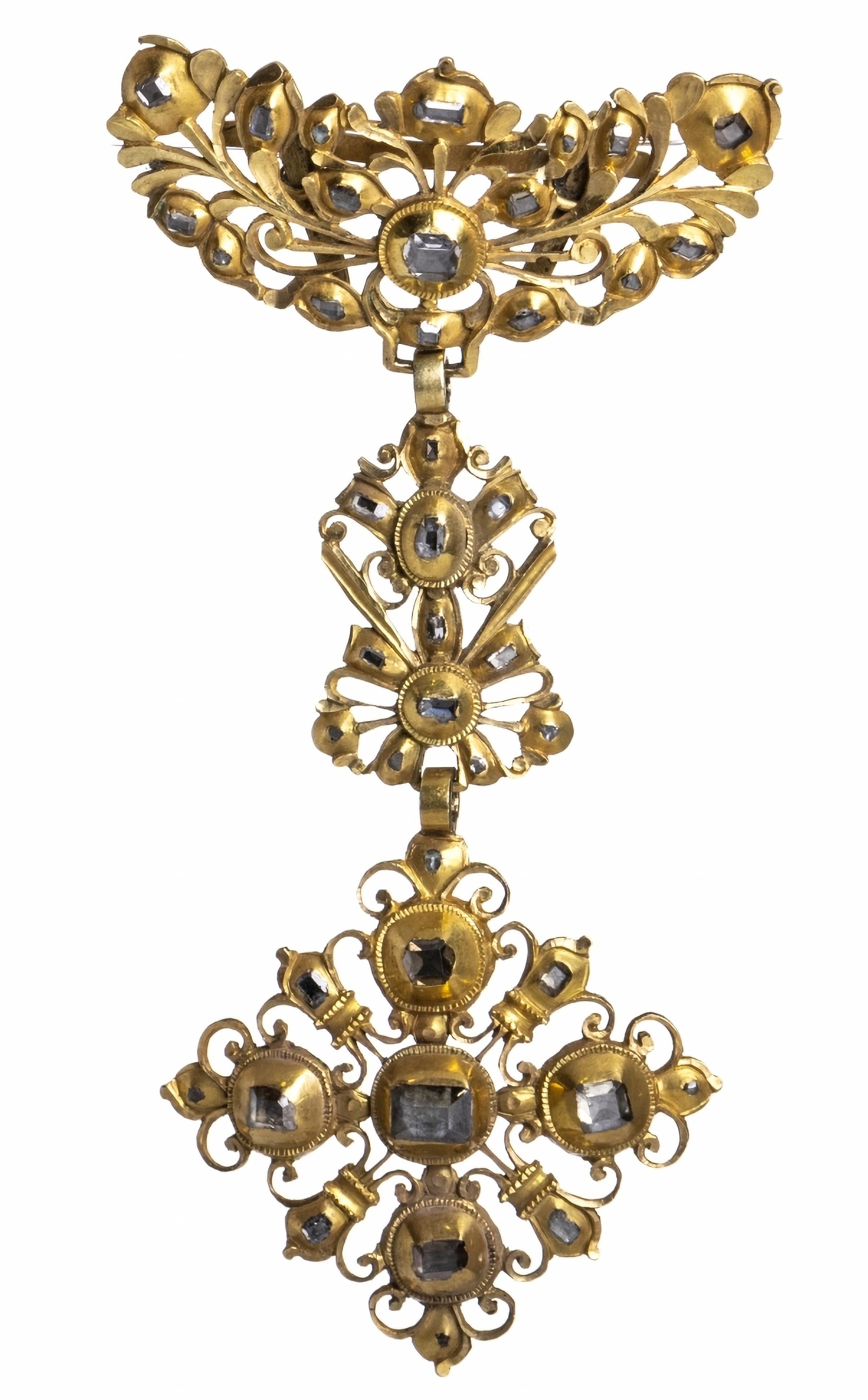 Espagnol Garniture du corps en or et diamants 18e siècle en or 19,2 carats en vente