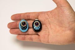 Bodyfurnitures Opposite colors Earrings, light blue and black, Amethyst, Pearls