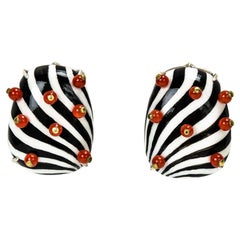 Bodyfurnitures Stud Earrings Handpainted Black&White Coral Gold Papier-mâché