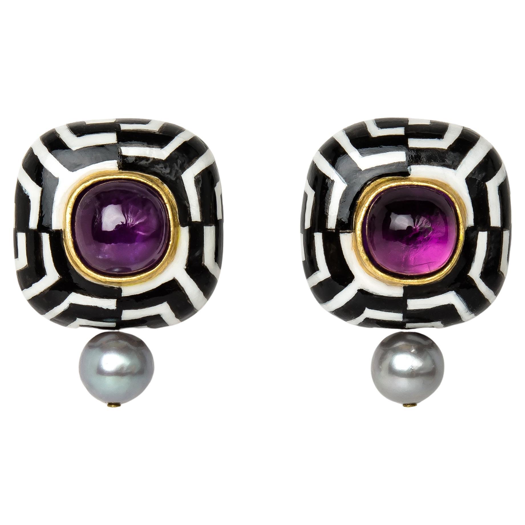 Bodyfurnitures Stud Earrings, Hypnotic Black and White, Amethyst, Pearl, Silver For Sale