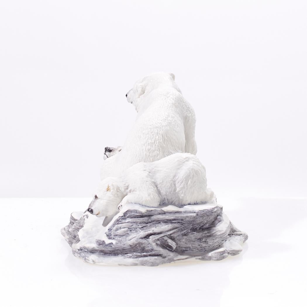 Americano Figurina di Orso Polare con Cuccioli di Boehm Porcelain Bear in vendita
