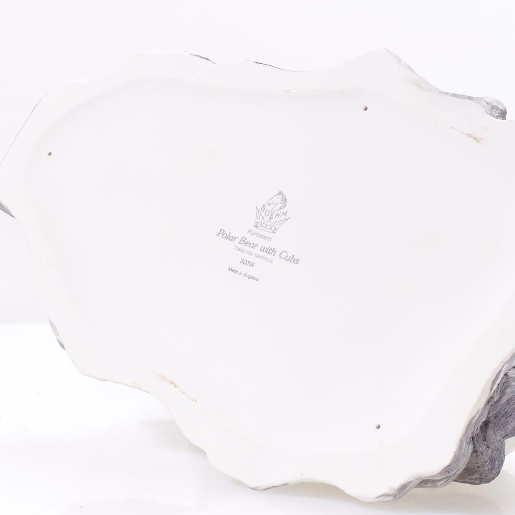 Figurina di Orso Polare con Cuccioli di Boehm Porcelain Bear in vendita 2