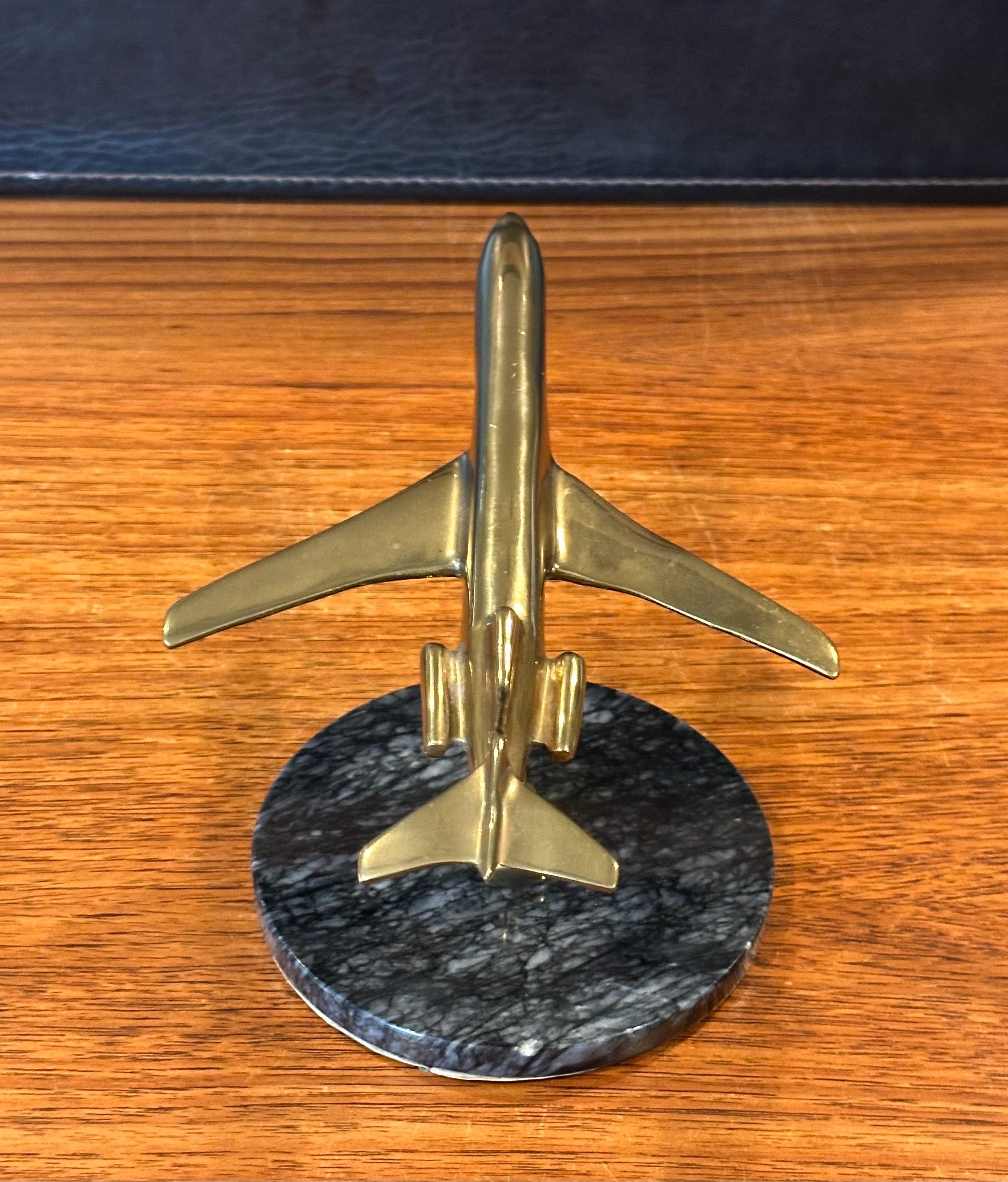 Modèle de bureau de Boeing 727 Jumbo Jetliner/Airplane en laiton et marbre en vente 8