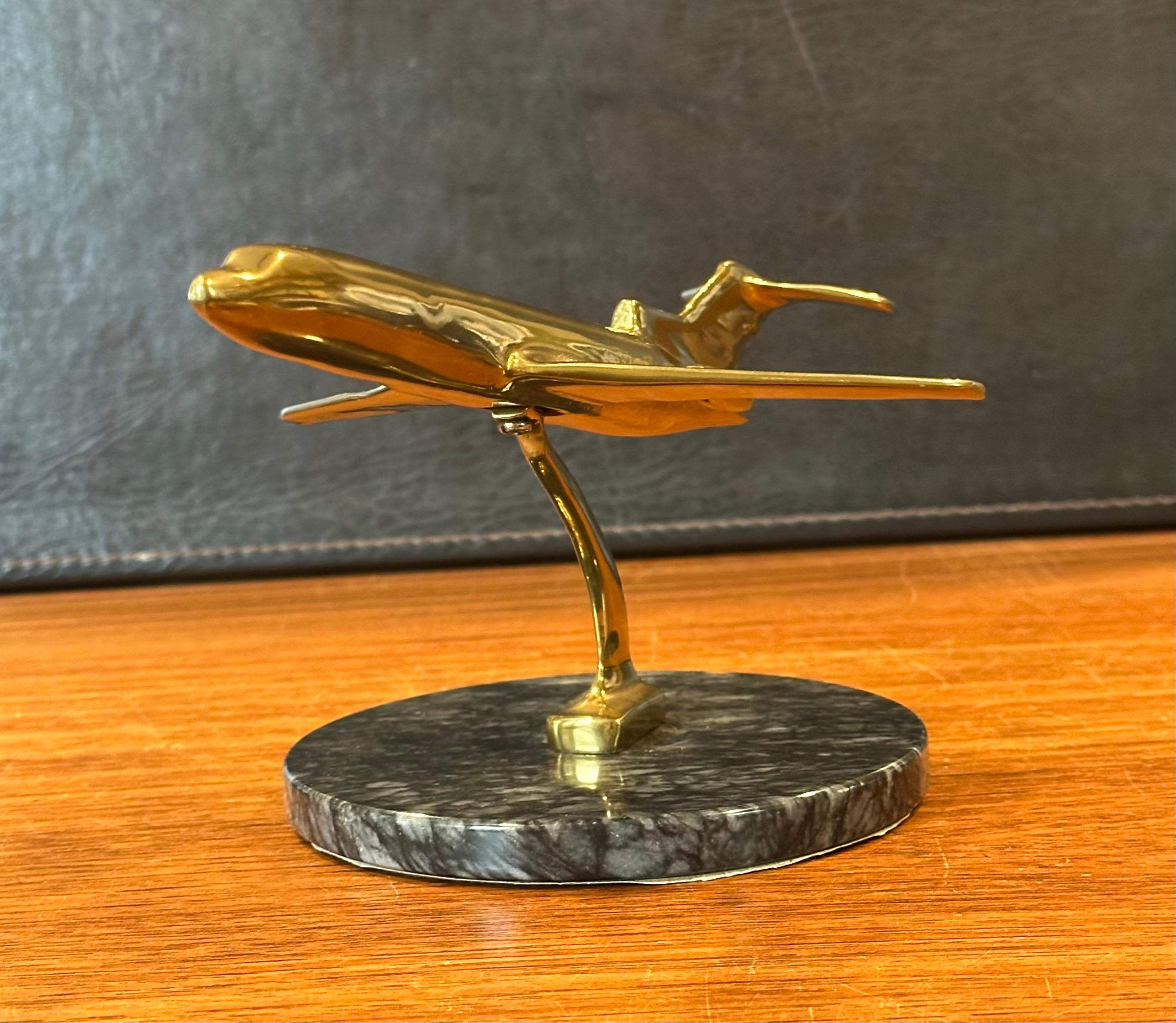 Modèle de bureau de Boeing 727 Jumbo Jetliner/Airplane en laiton et marbre en vente 3